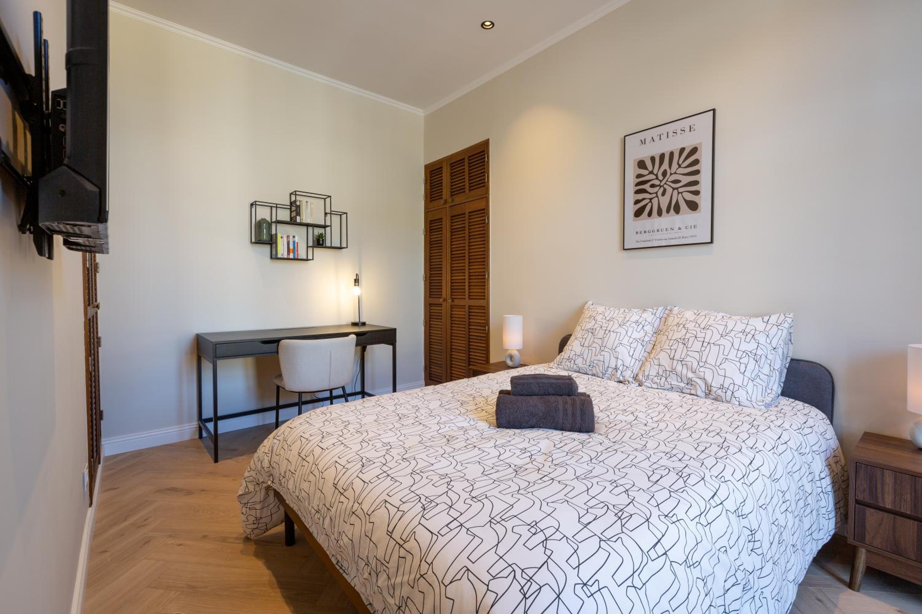 L'Oranger T4 Elegant and bright Prime Location