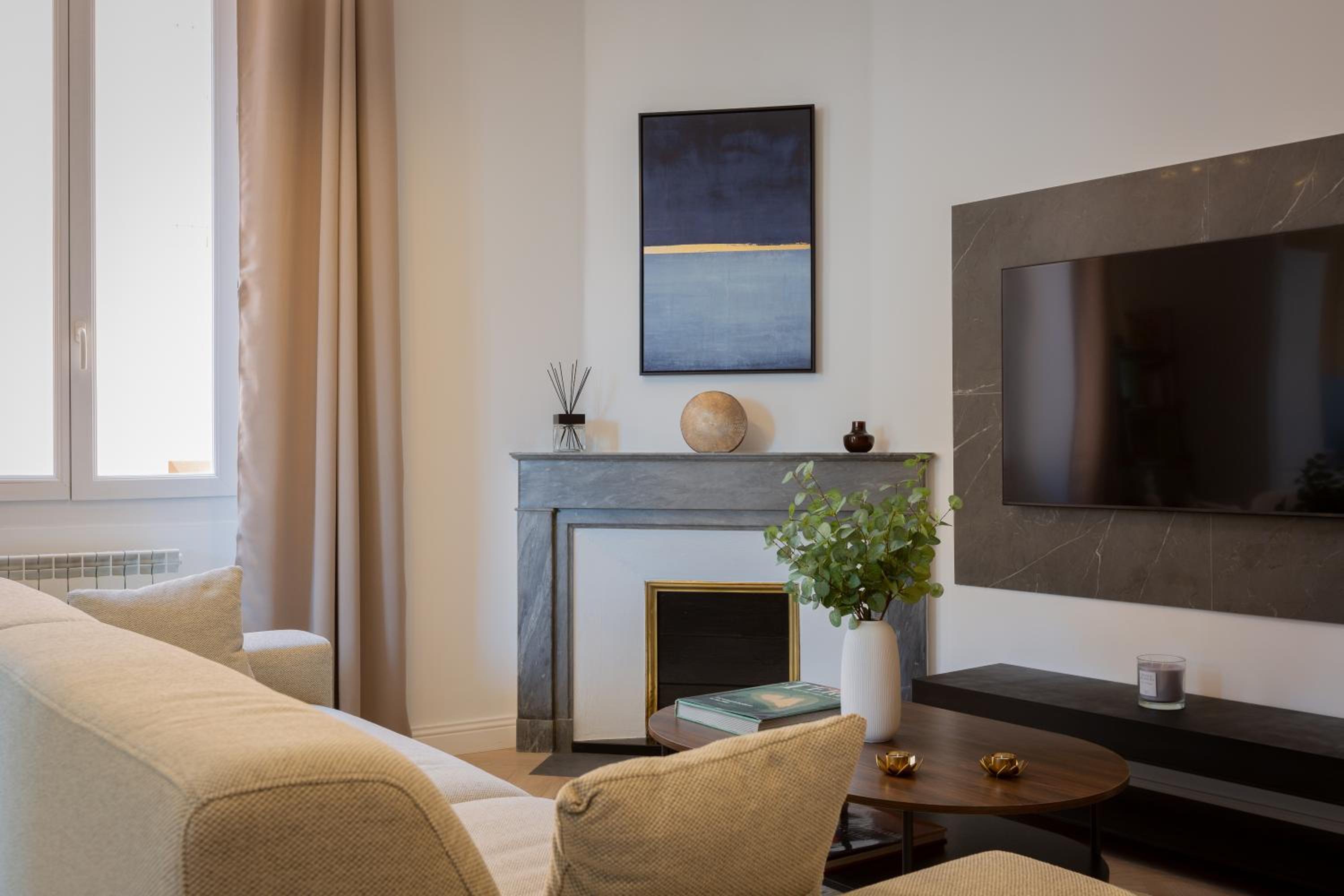 L'Oranger T4 Elegant and bright Prime Location