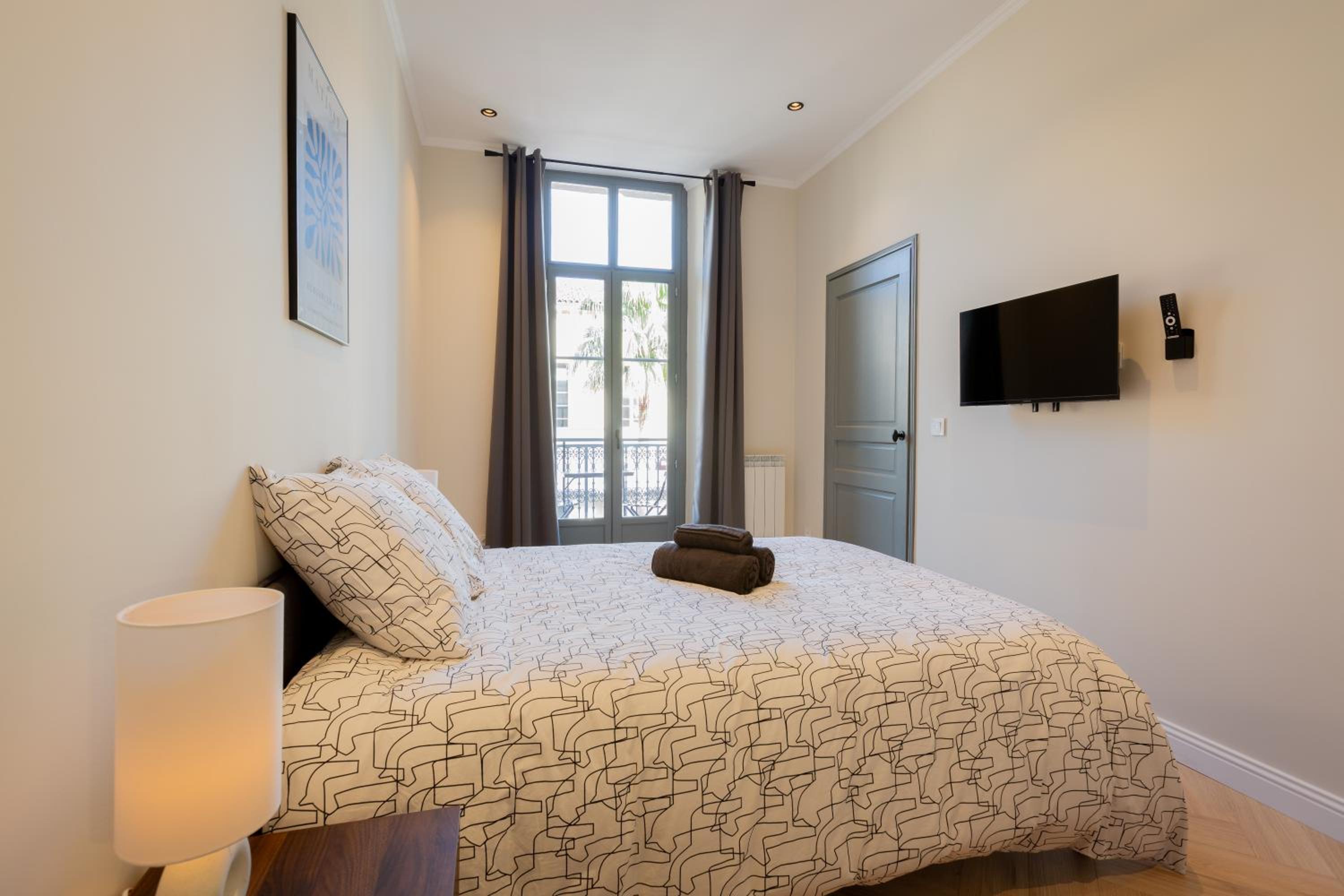 L'Oranger T4 Elegant and bright Prime Location