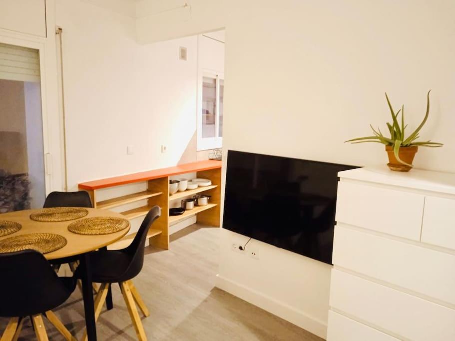 Have Fun Apartment in Cubelles