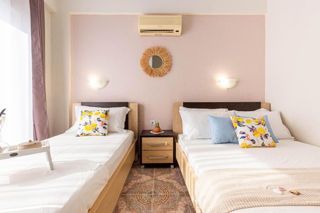 Potam'Sea Bliss 1 - Beach Front, Parking