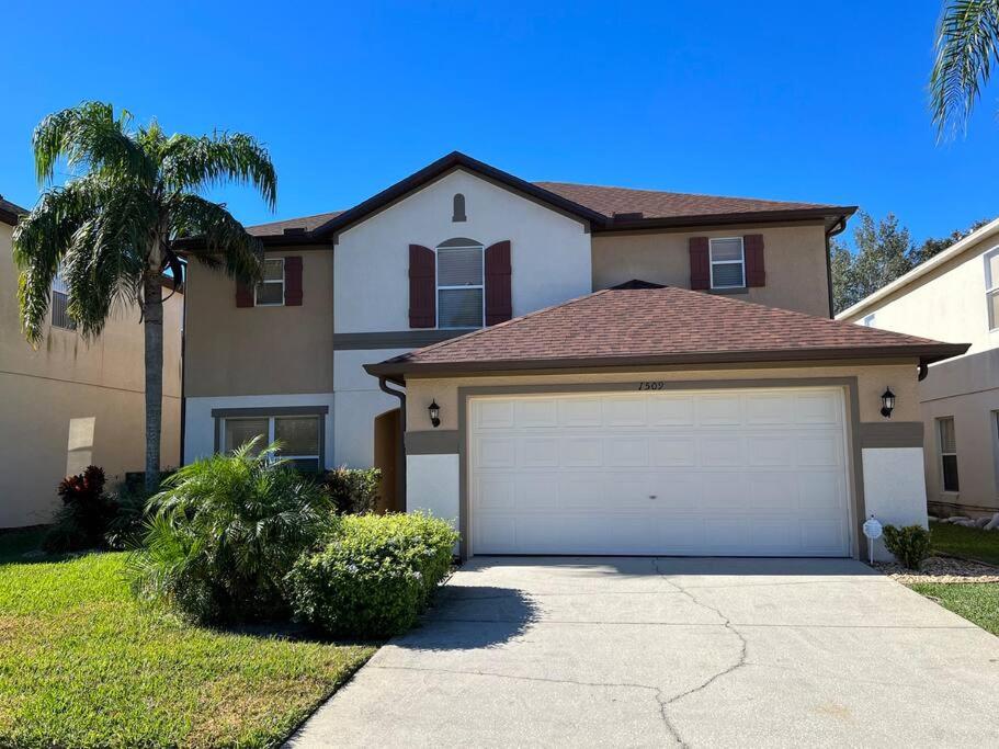 Florida Lake View Villa