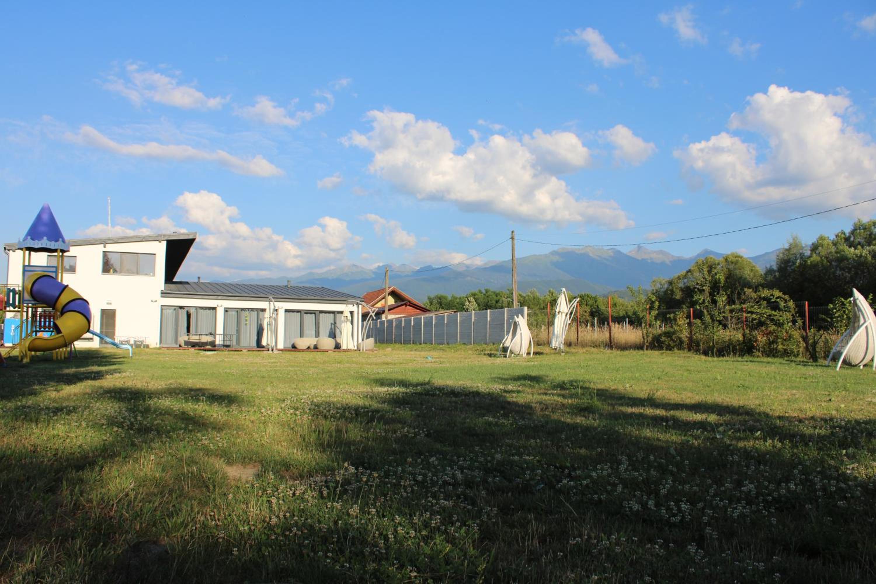 Photo 48