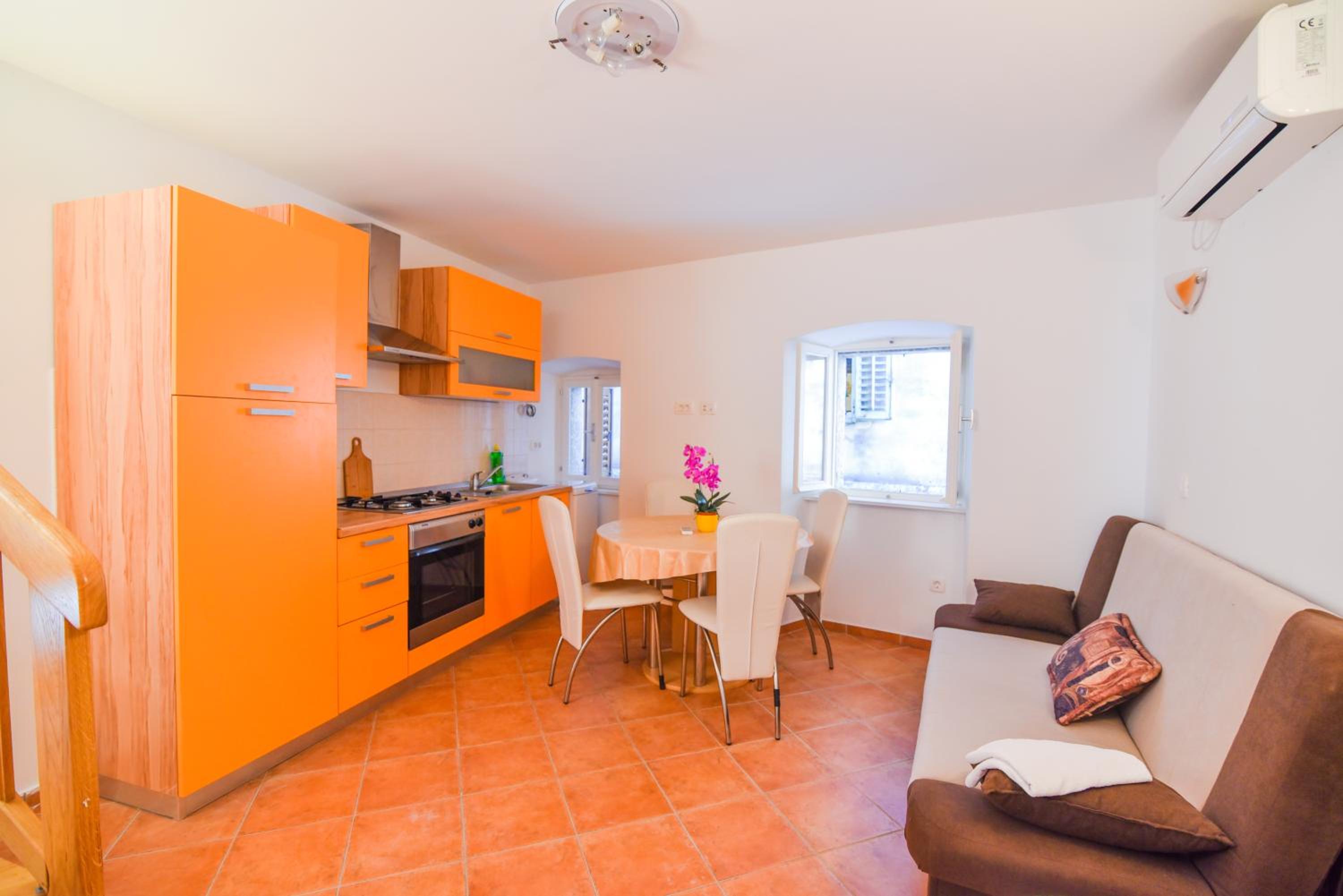 Old Town Apartment - Opatija, Lovran 2