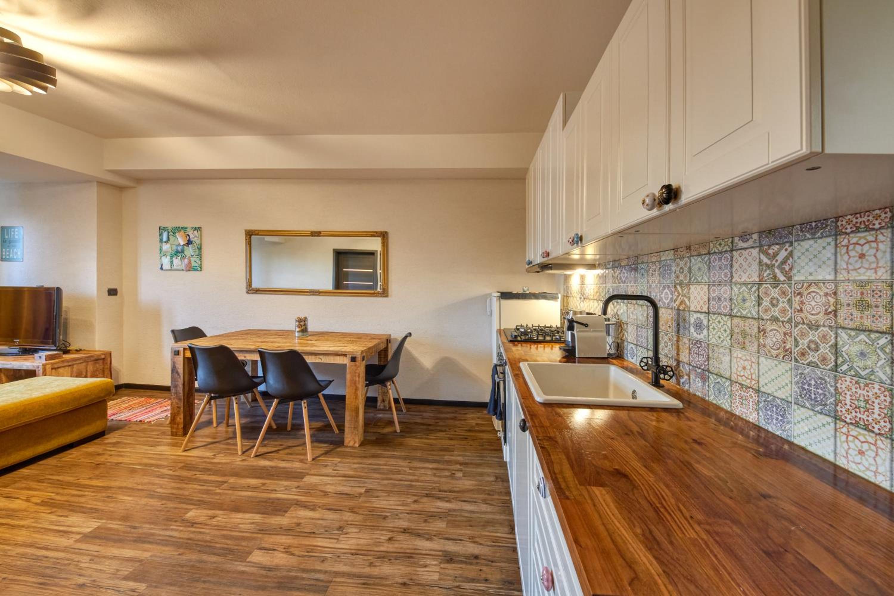 Mahalo Apartment