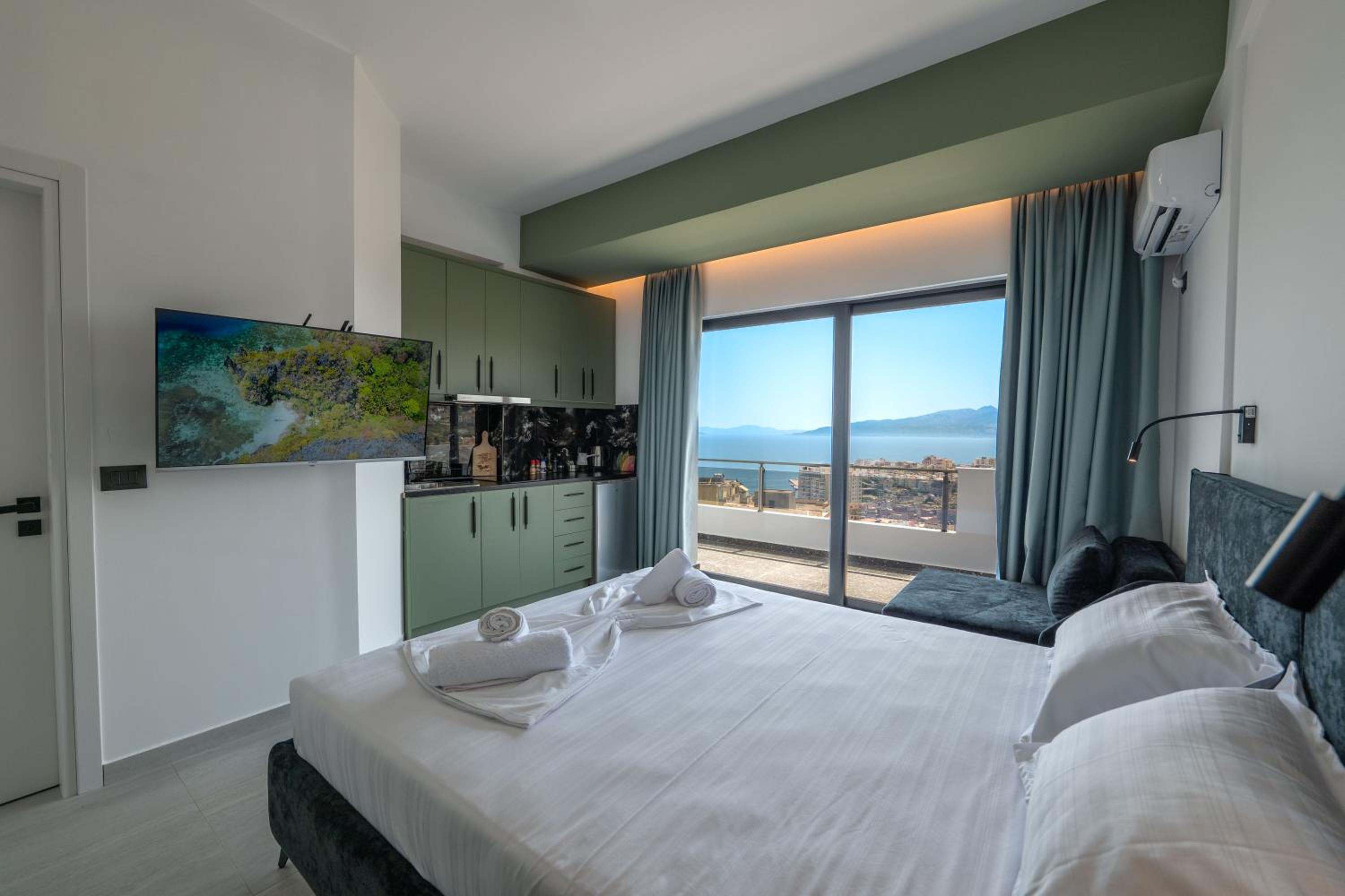 Euphoria Apartments