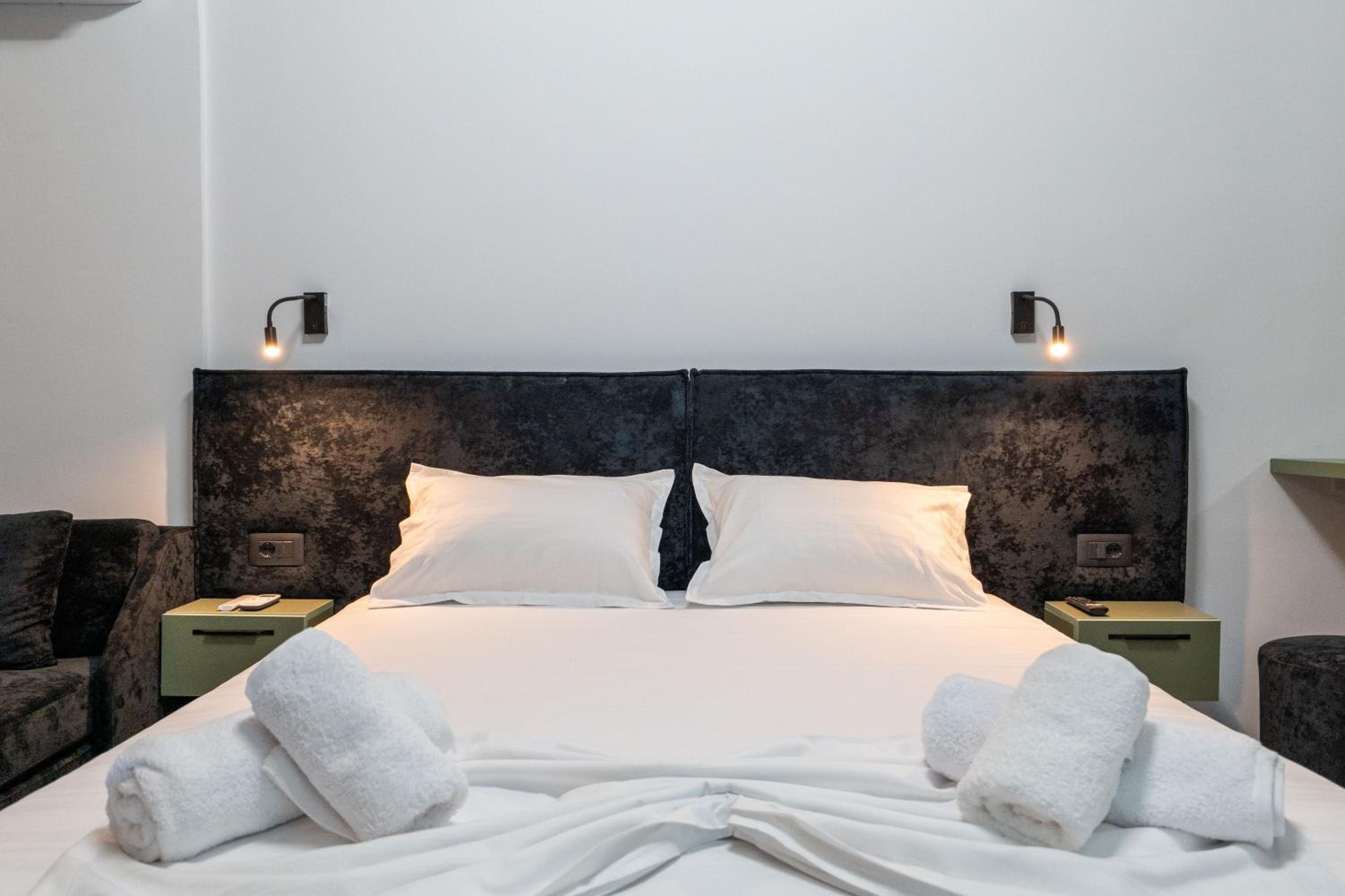 Euphoria Apartments