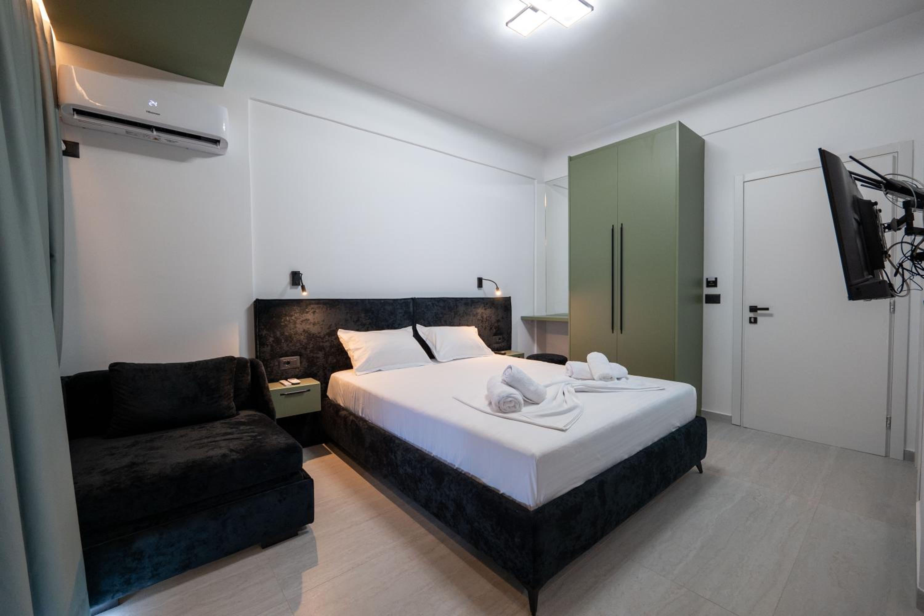 Euphoria Apartments