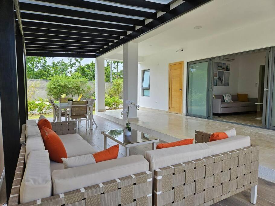 Relax Beach Front Residence