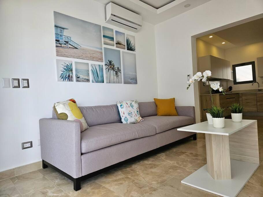 Relax Beach Front Residence