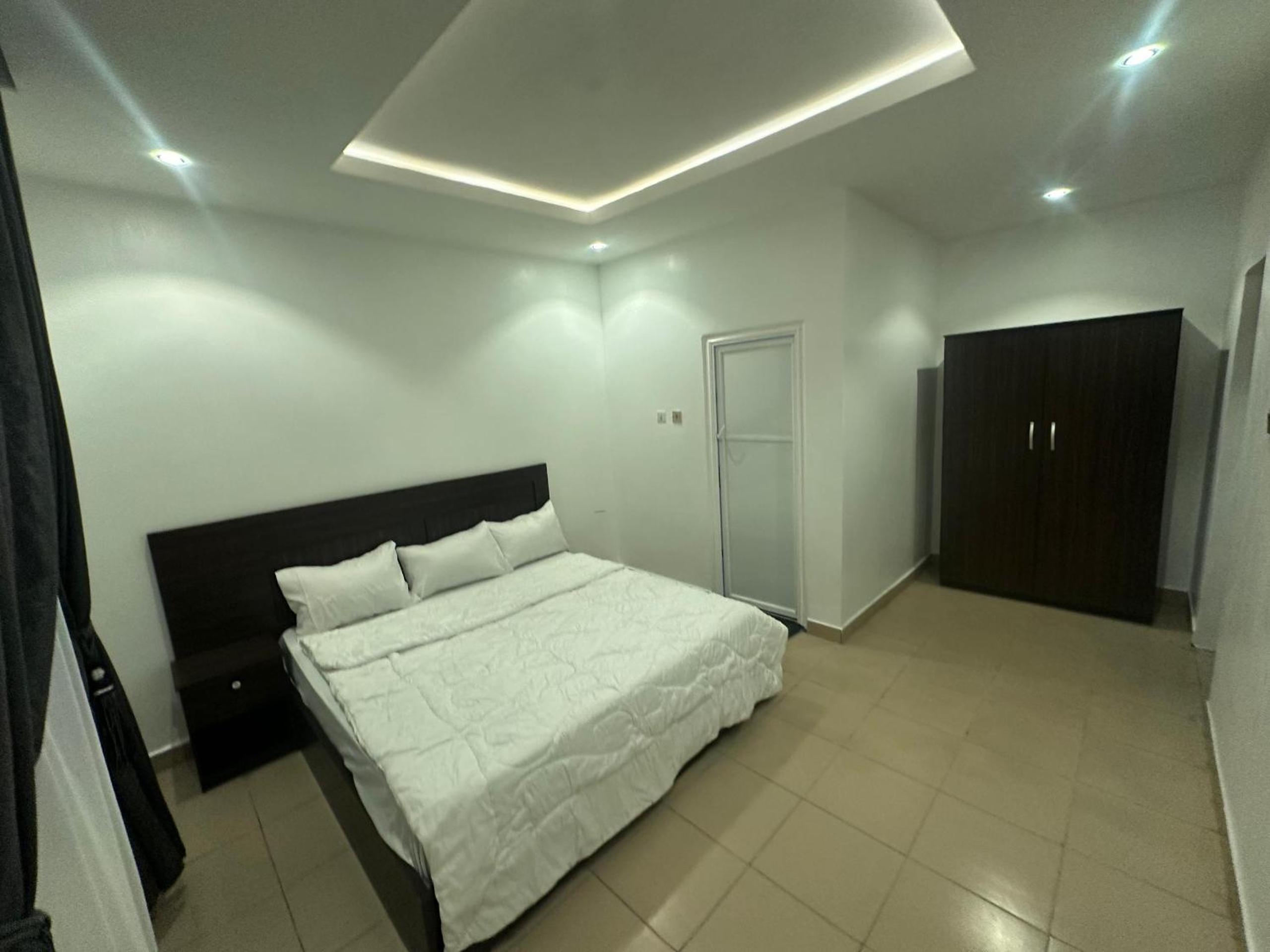 Luxury 2 Bedroom Apartment