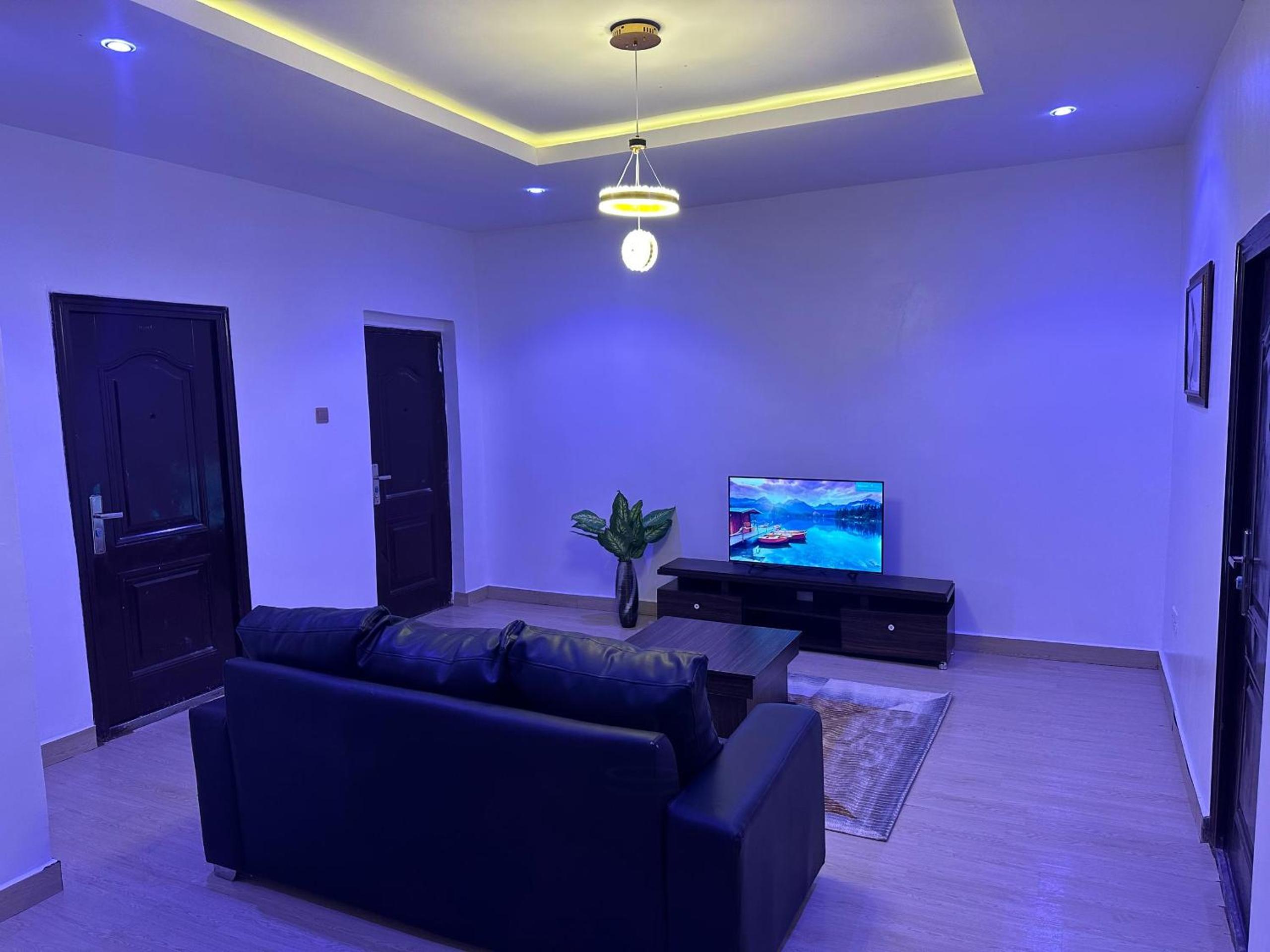 Luxury 2 Bedroom Apartment