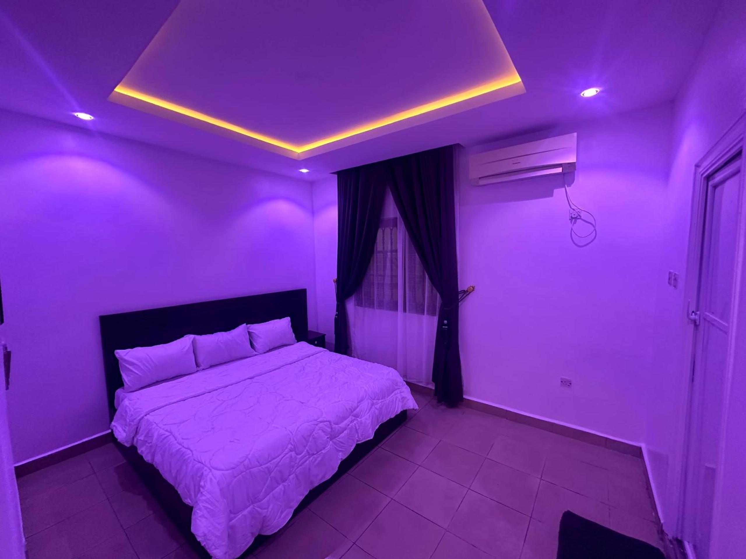 Luxury 2 Bedroom Apartment