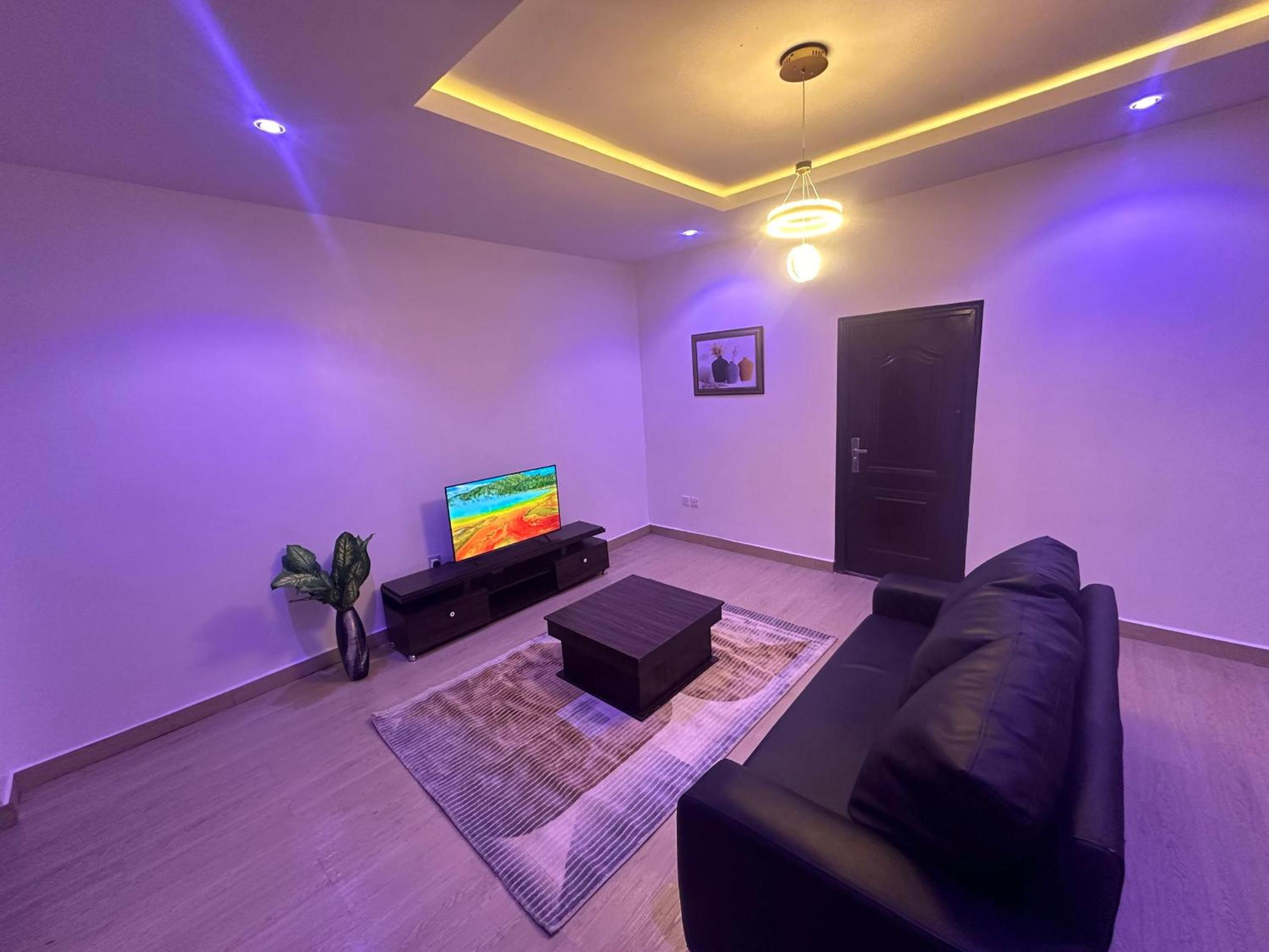 Luxury 2 Bedroom Apartment