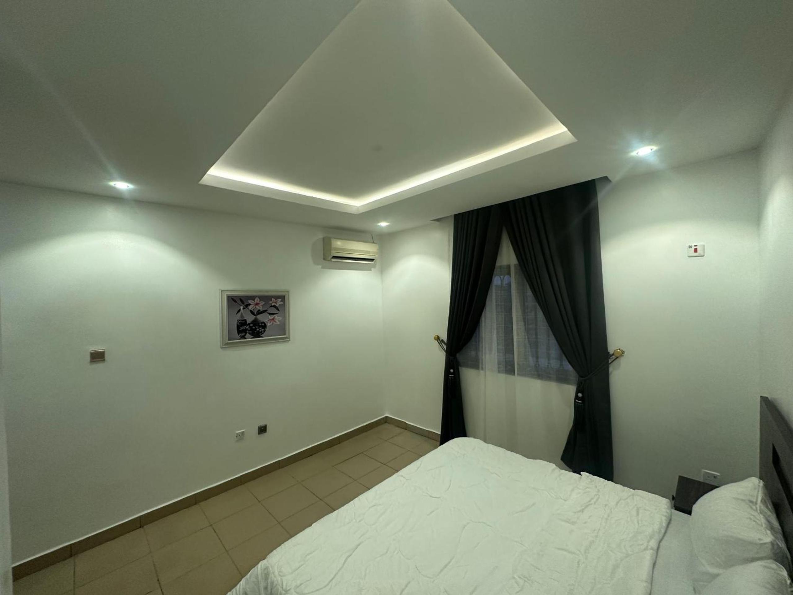 Luxury 2 Bedroom Apartment