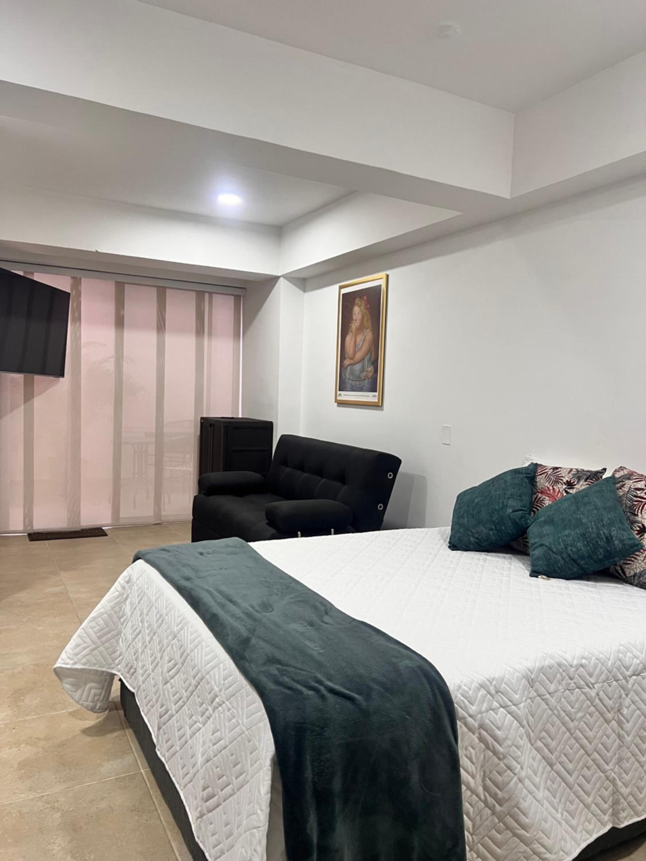 Lindo apartamento cercano al metro con parking