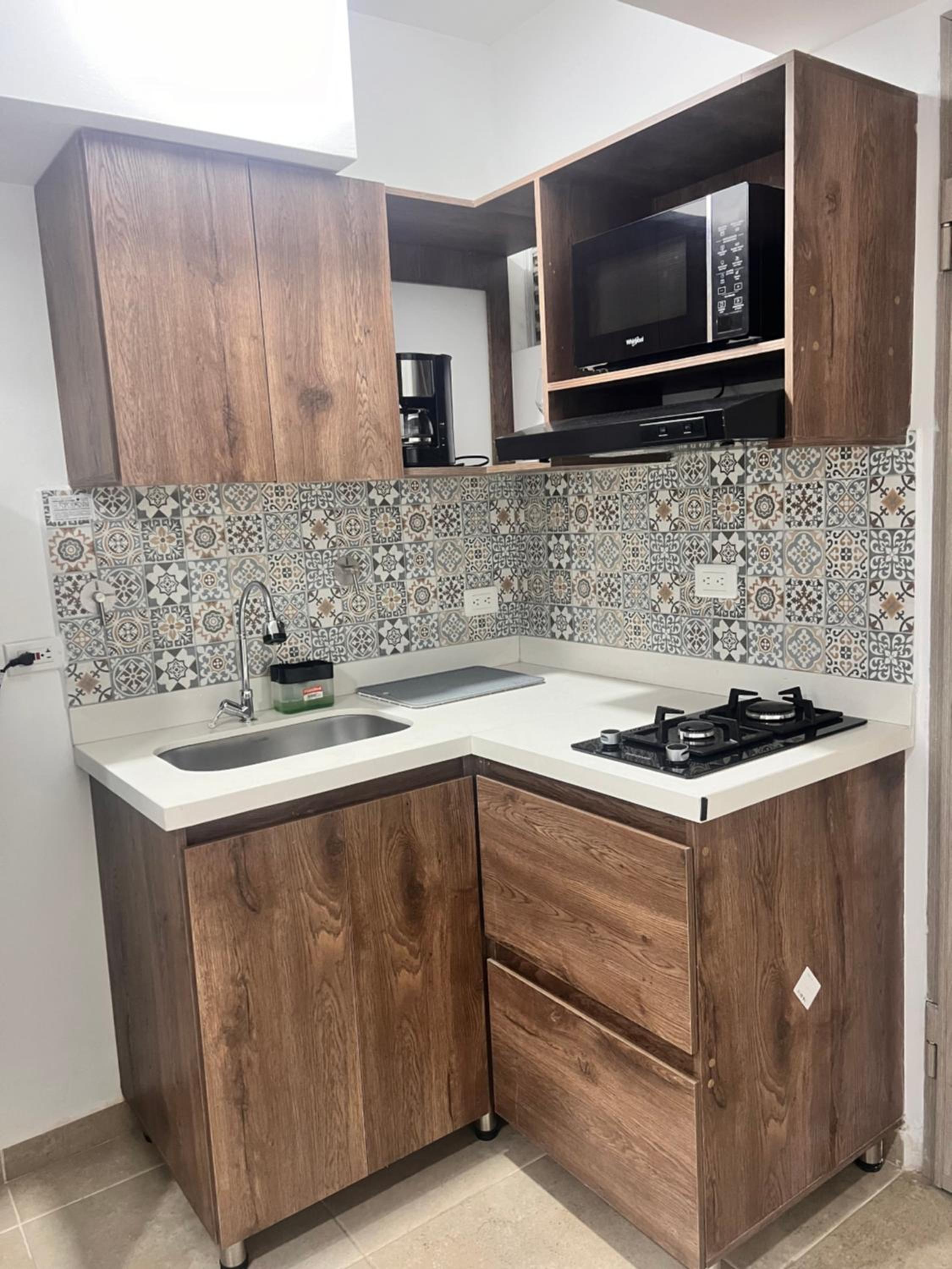 Lindo apartamento cercano al metro con parking