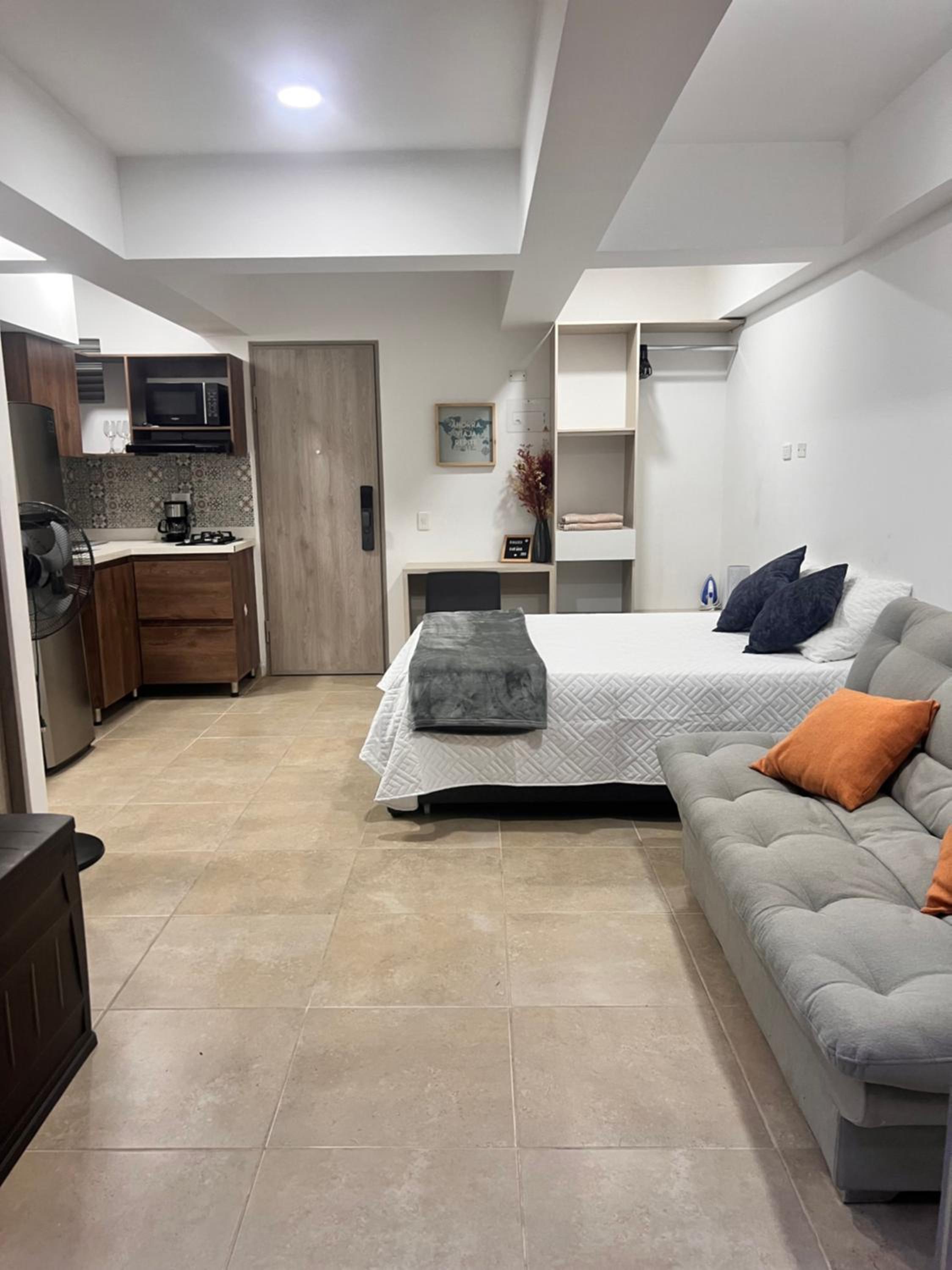 Lindo apartamento cercano al metro con parking
