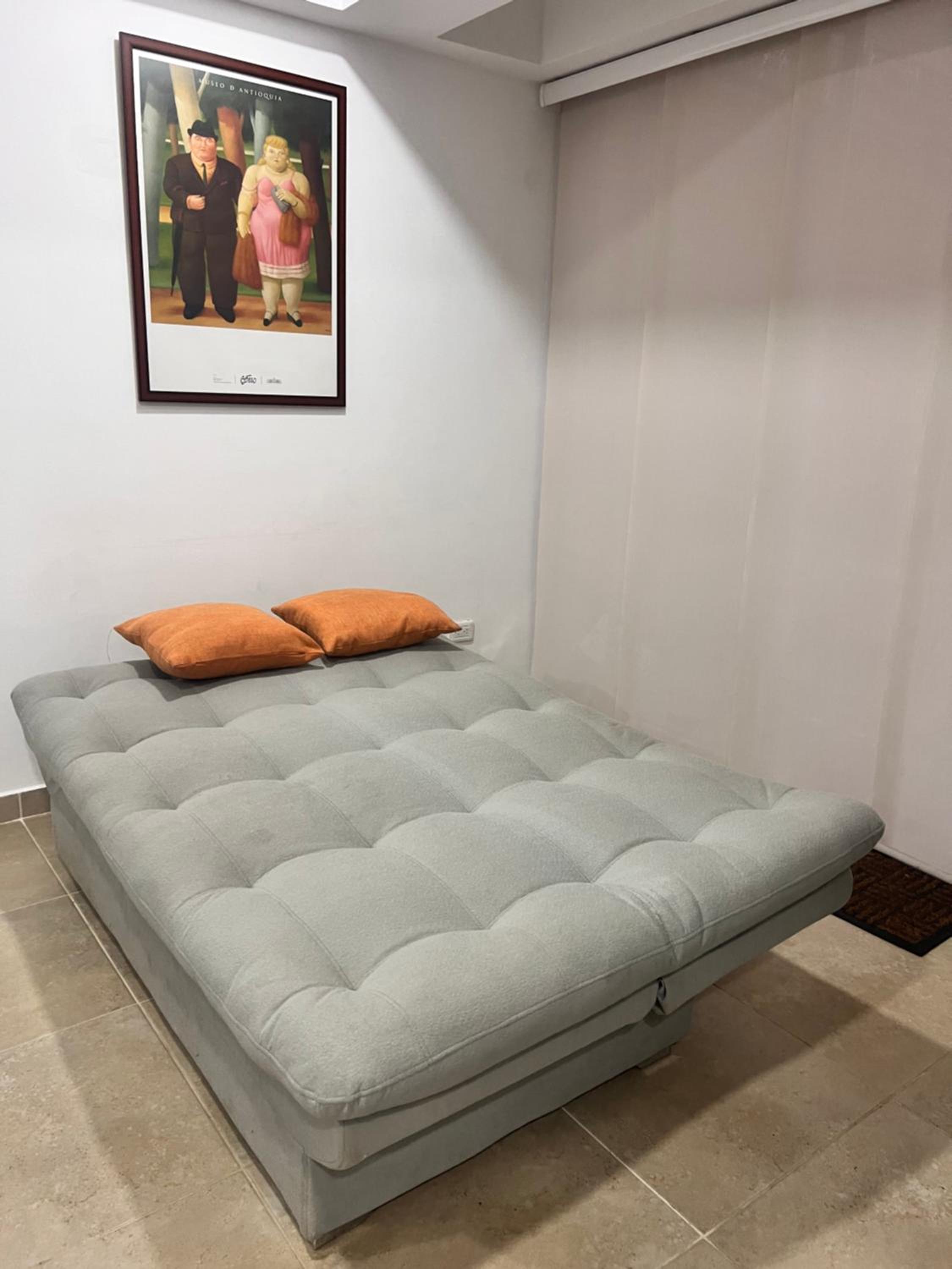 Lindo apartamento cercano al metro con parking