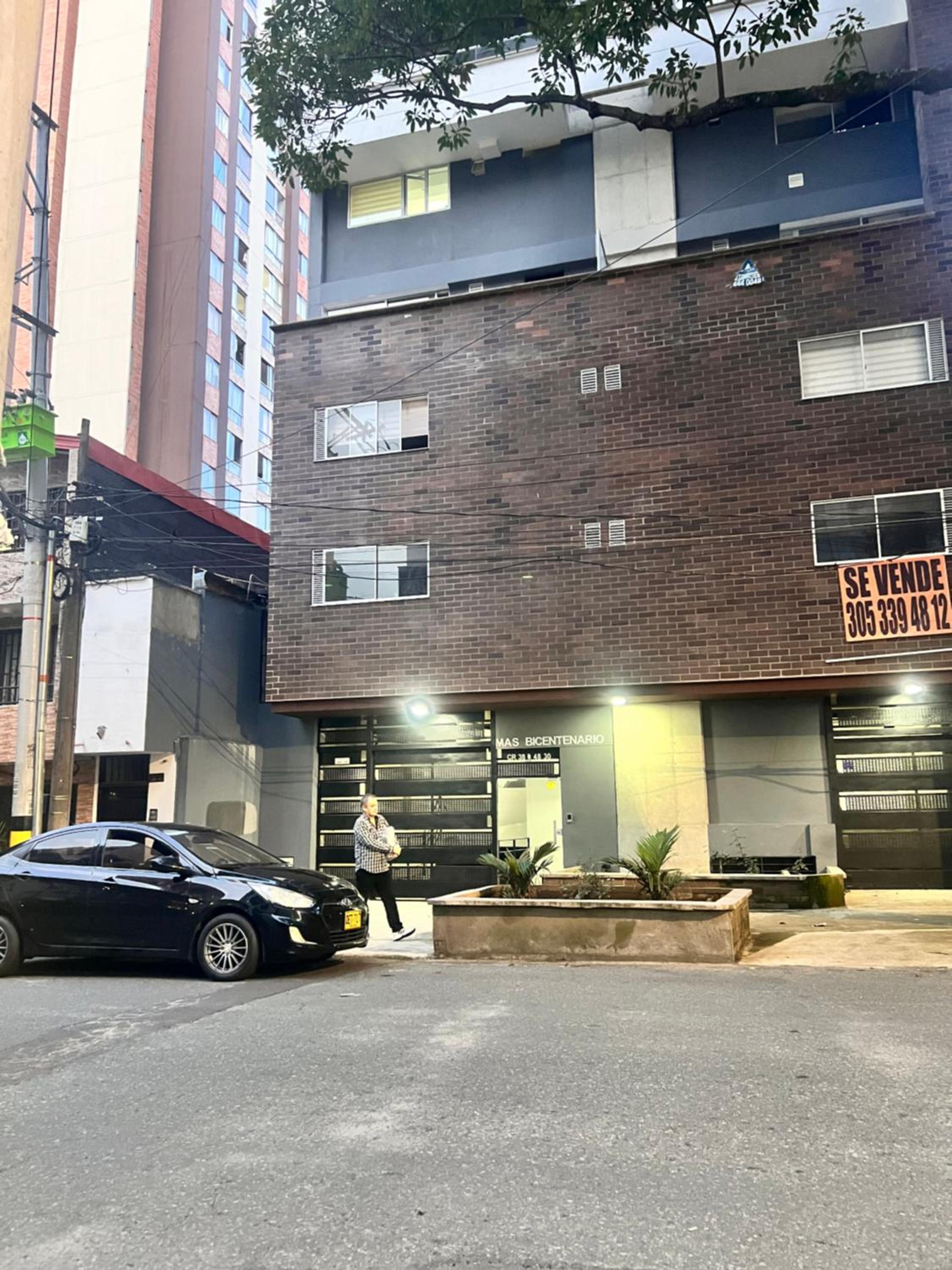 Lindo apartamento cercano al metro con parking