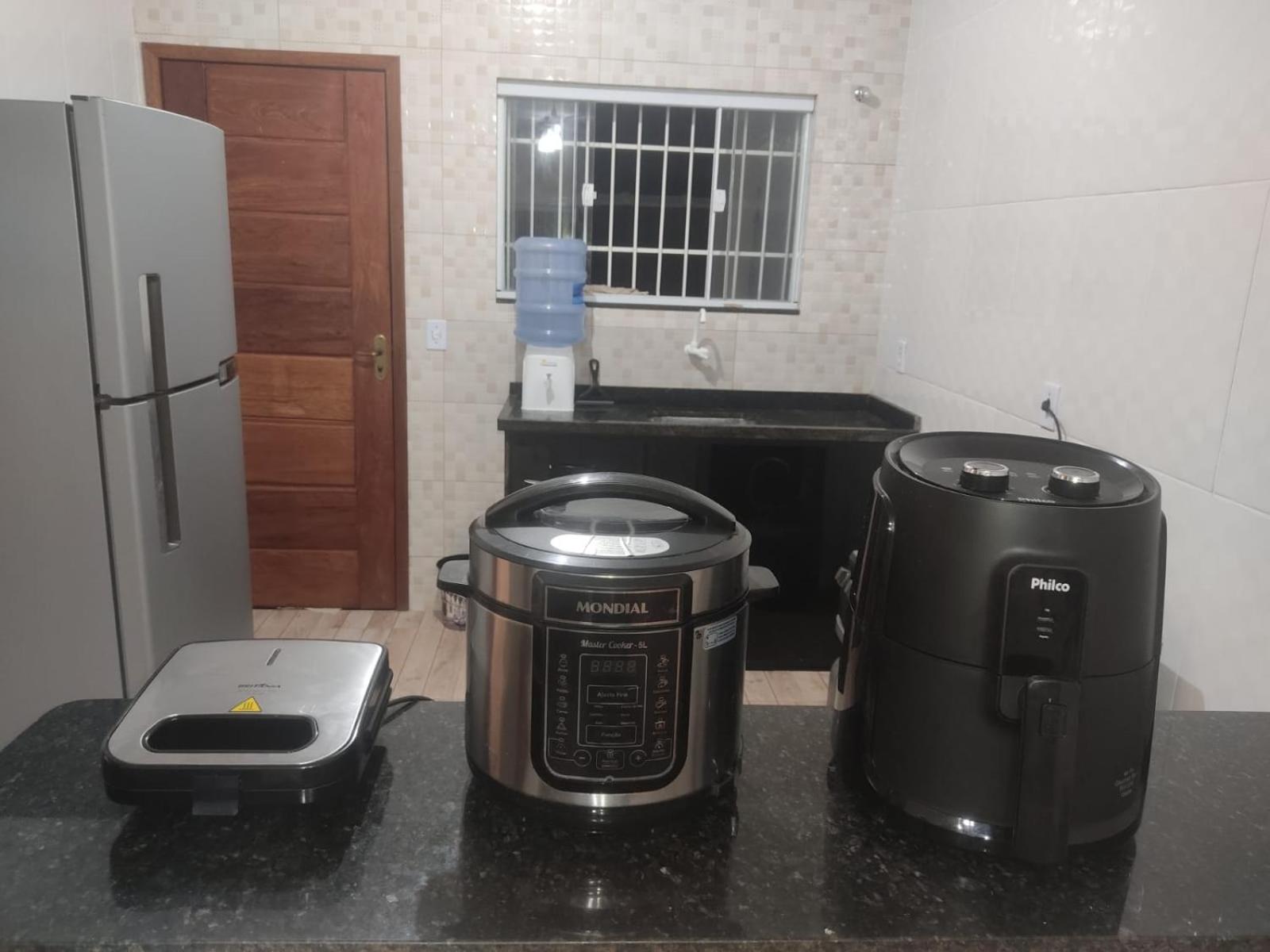 Unamar Cabo Frio, Condomínio Verão Vermelho 1, Casa Privativa a 100 metros da praia!
