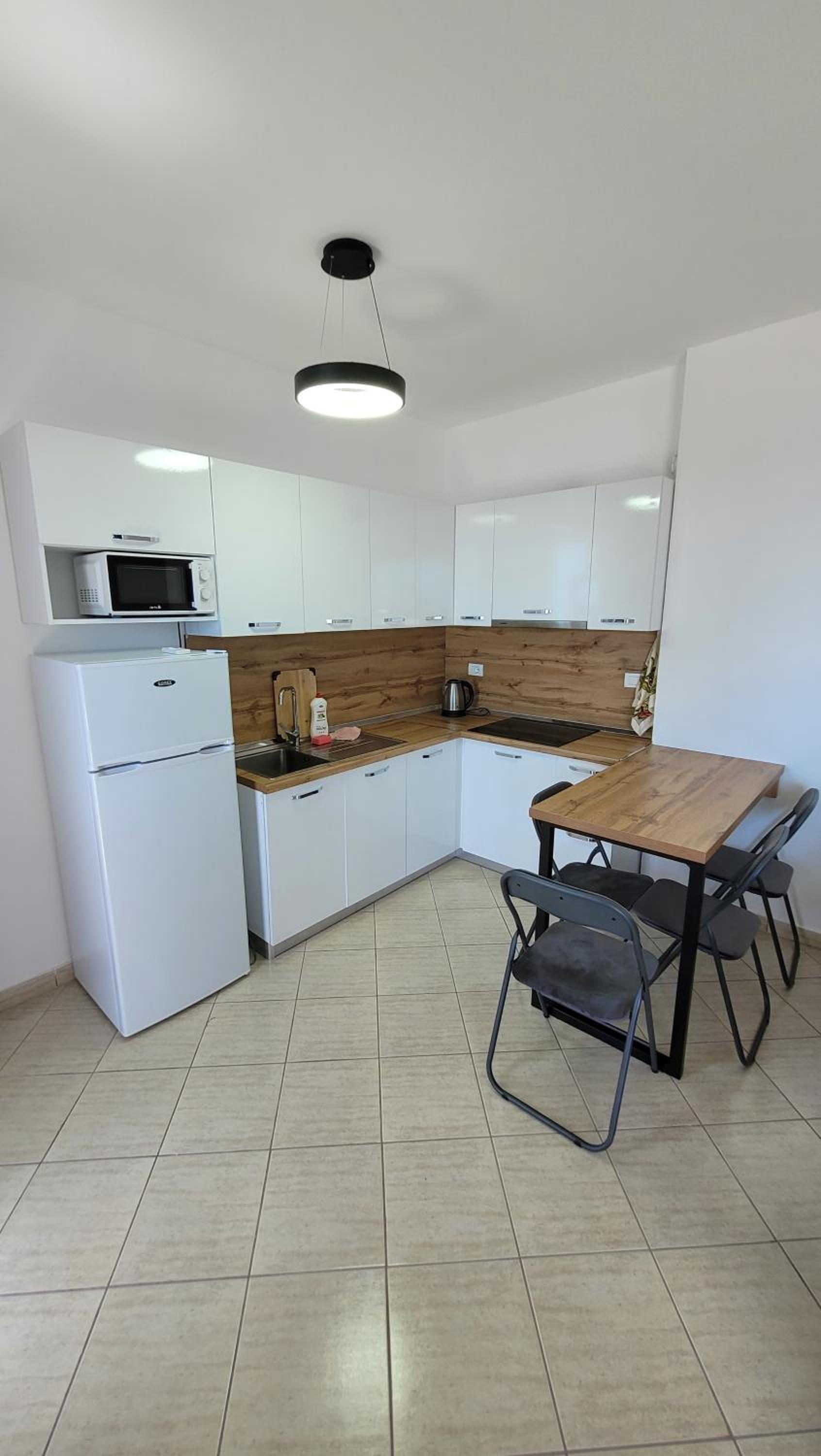 Alena Apartment