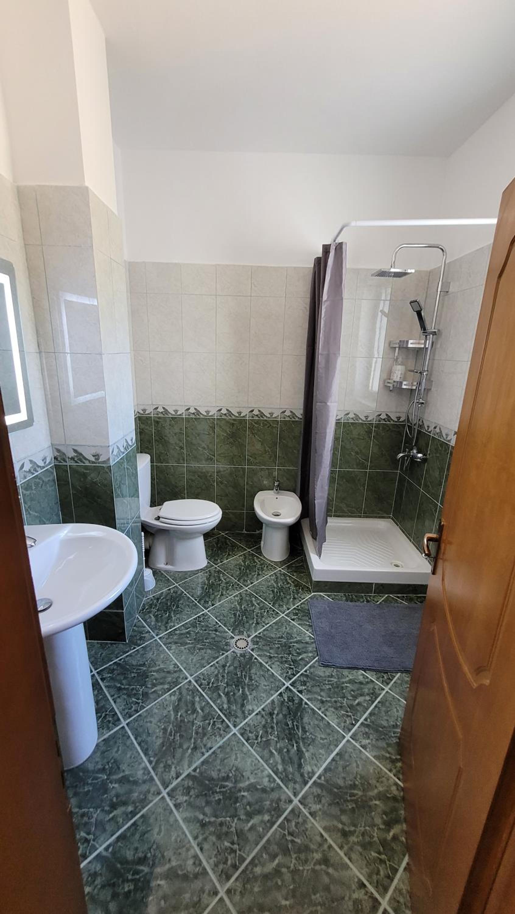 Alena Apartment