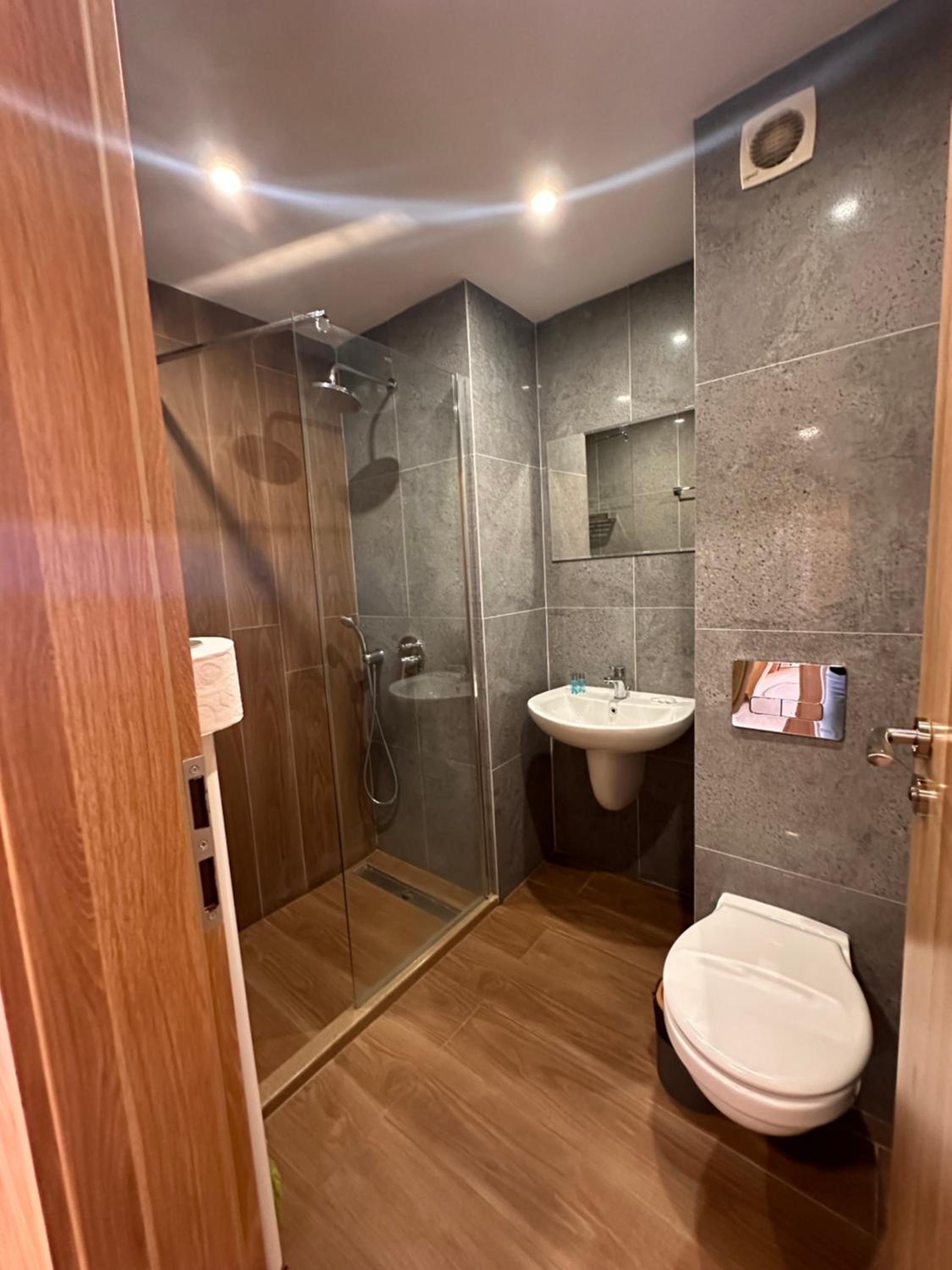 Alpine luxury two bed-two bathrooms apartment B25