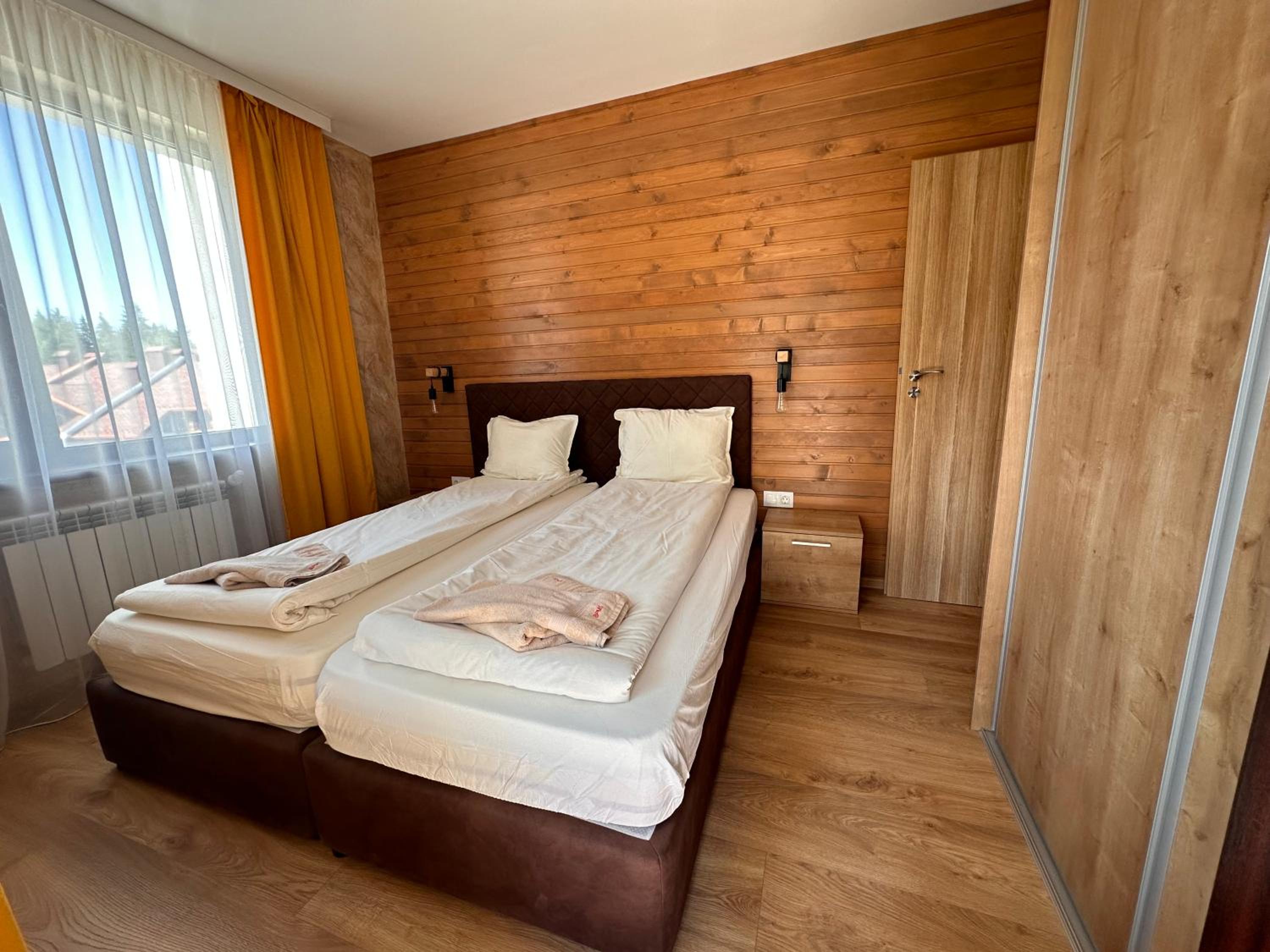 Alpine luxury two bed-two bathrooms apartment B25