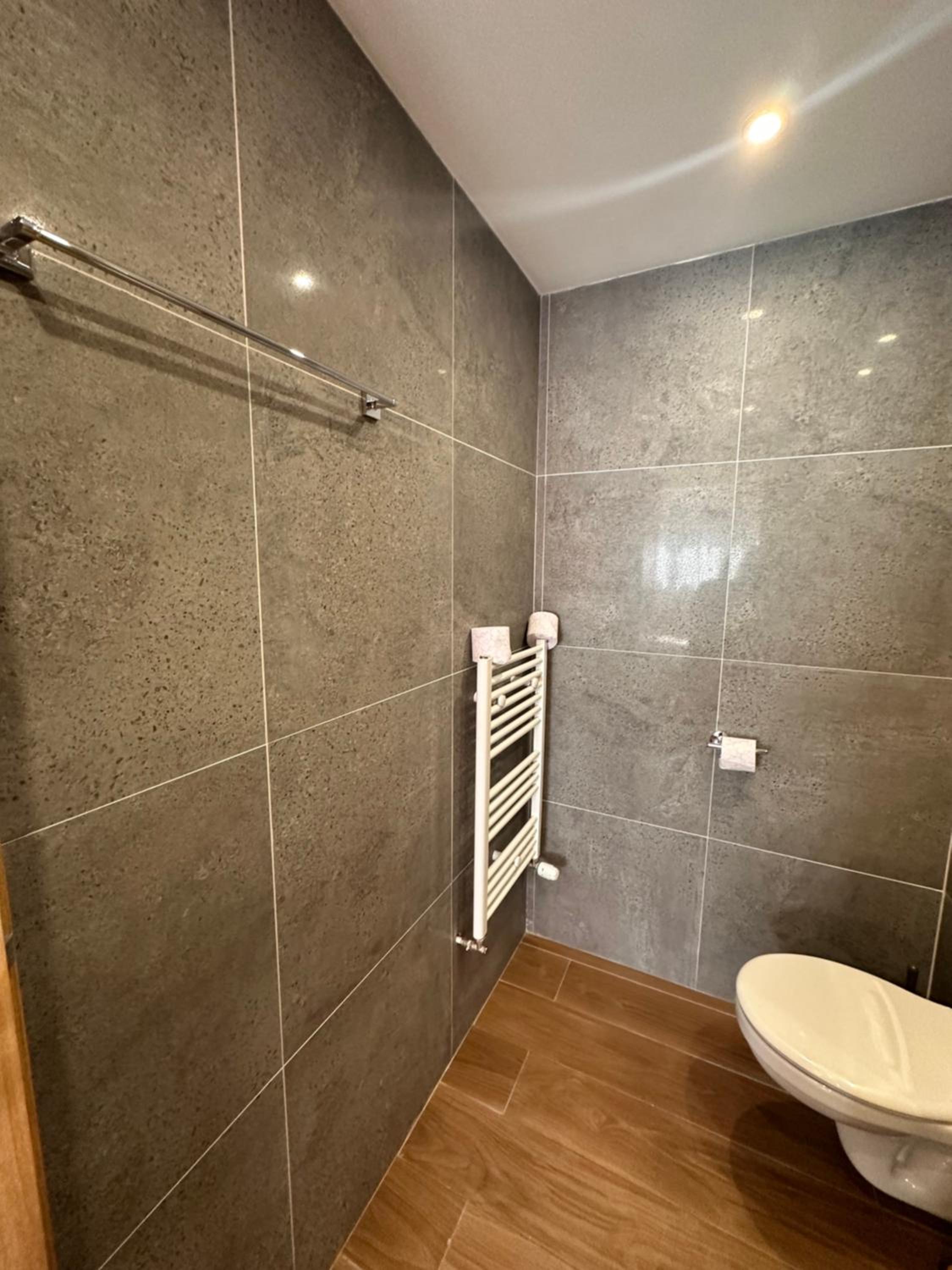 Alpine luxury two bed-two bathrooms apartment B25