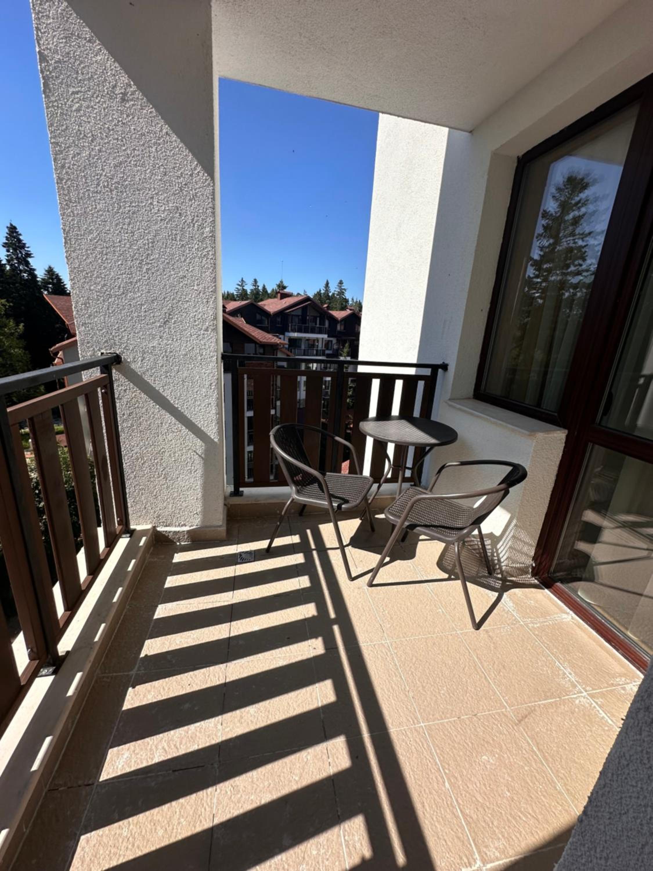 Alpine luxury two bed-two bathrooms apartment B25