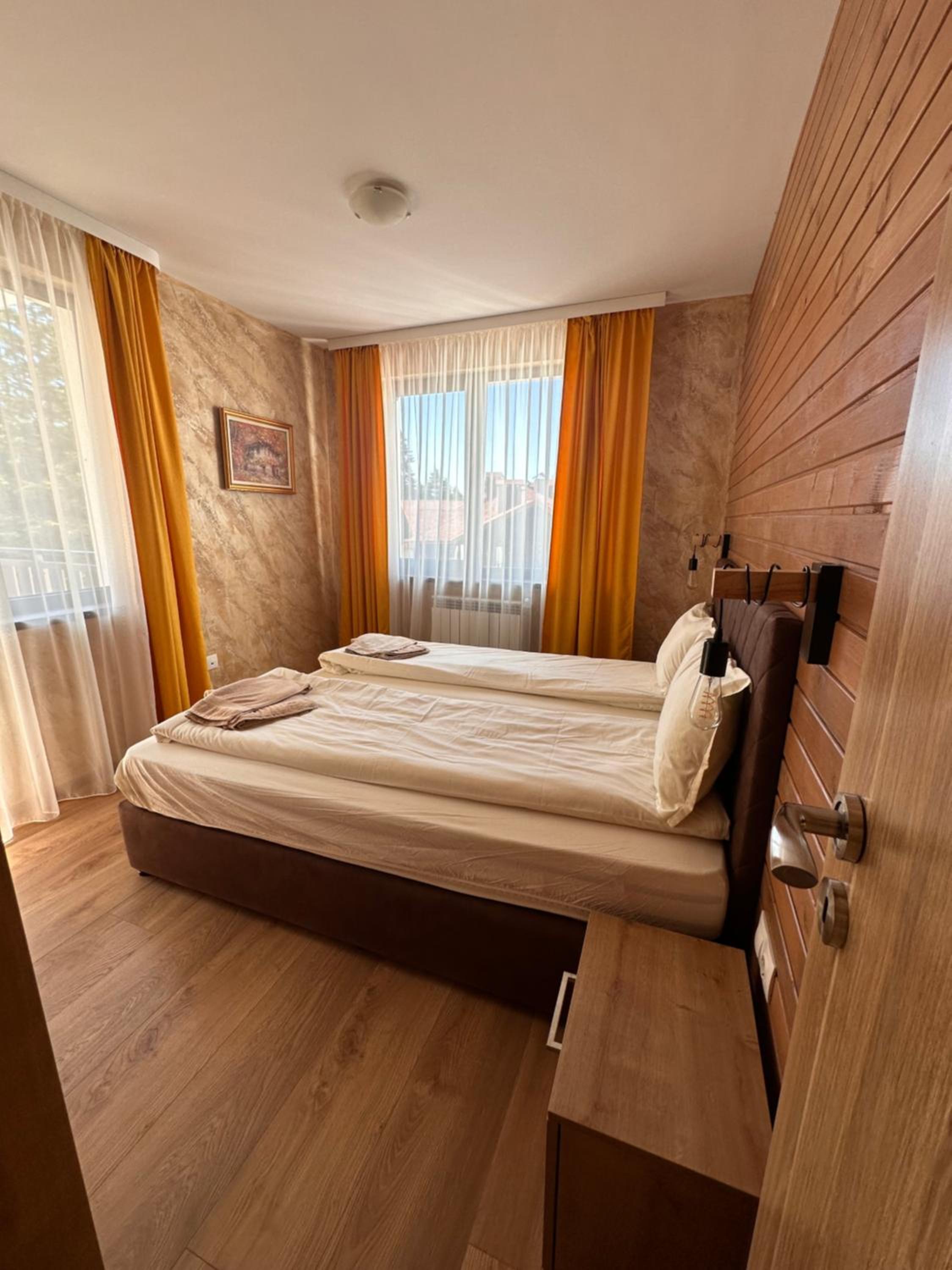 Alpine luxury two bed-two bathrooms apartment B25