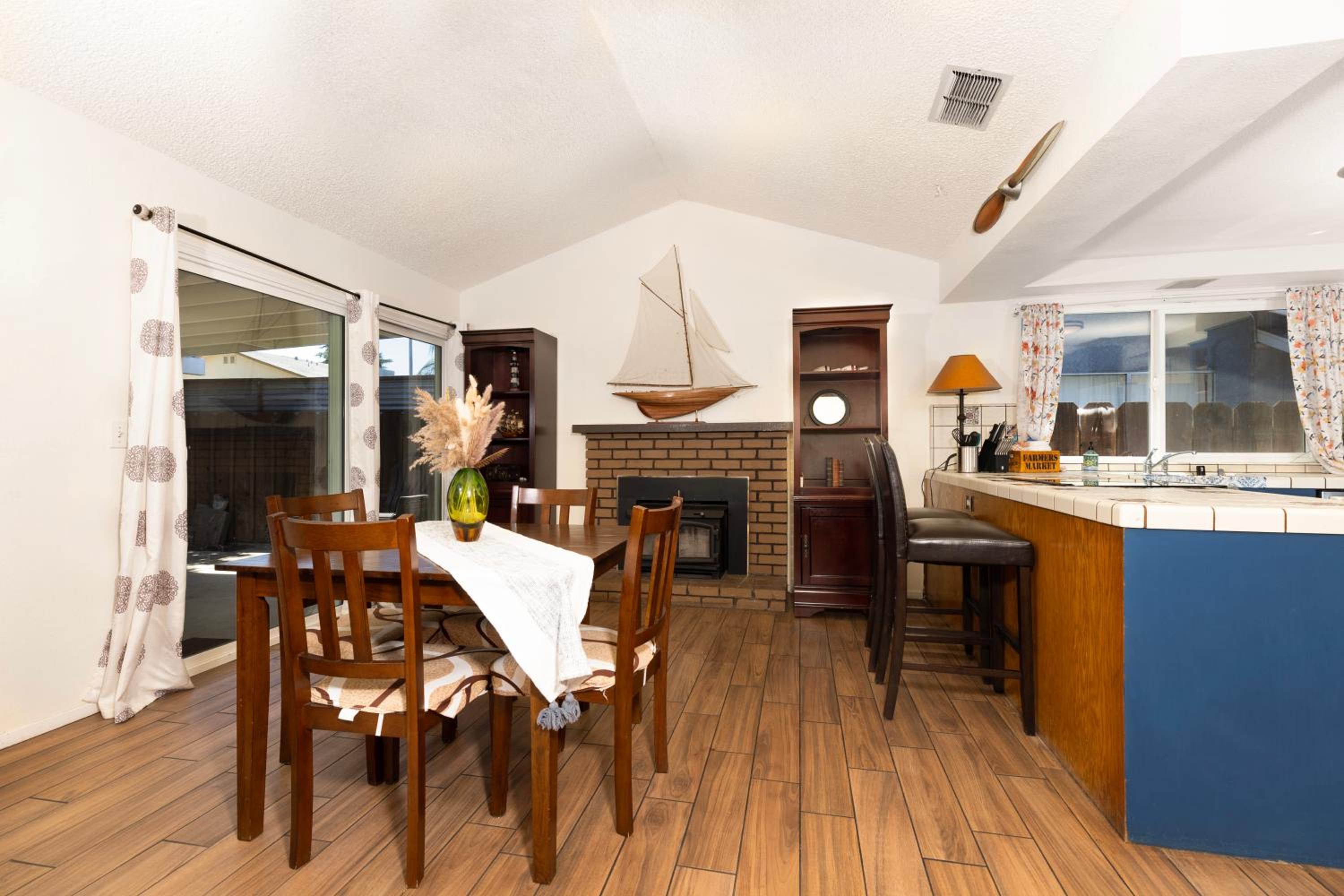 Charming Oasis in Clovis