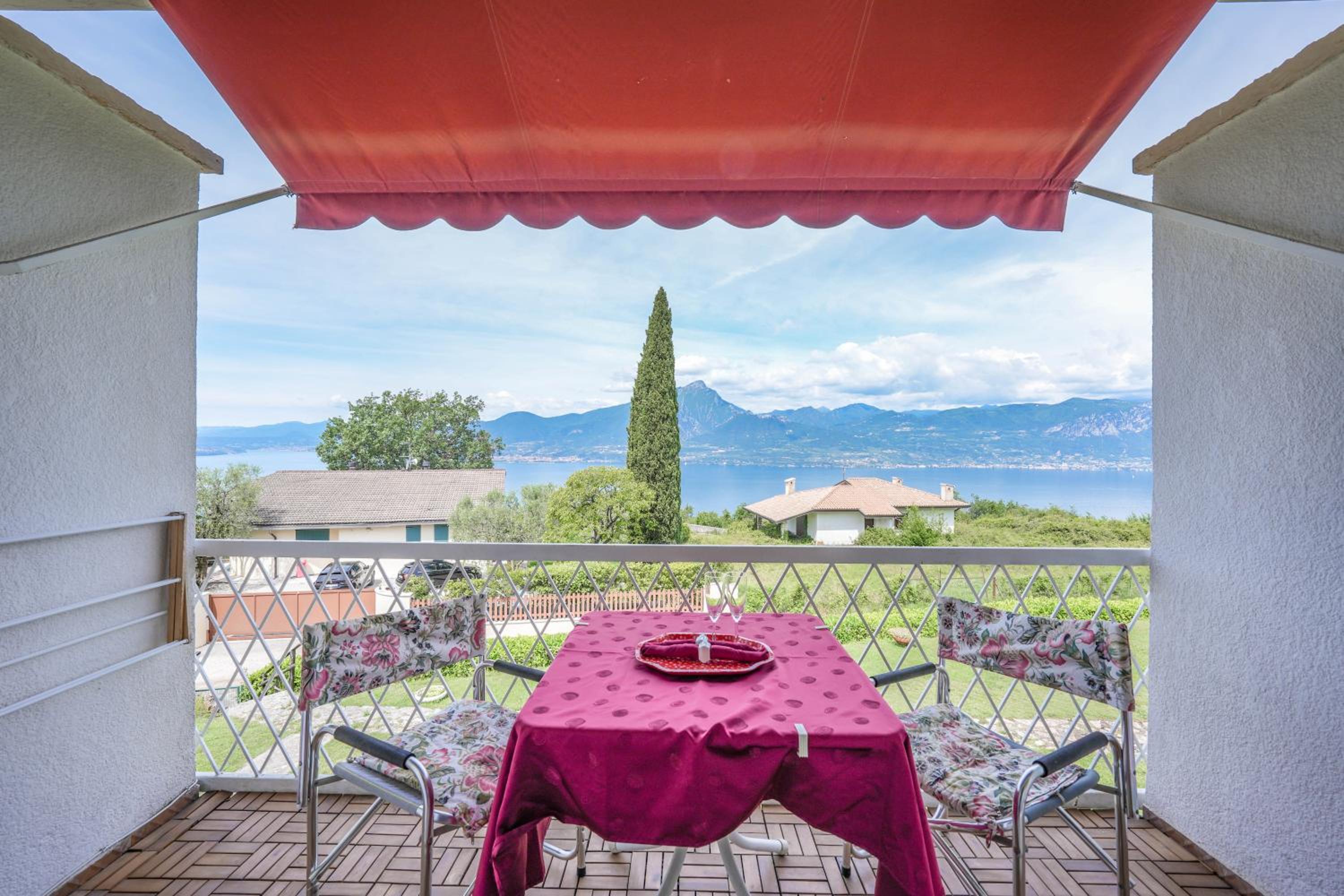 Garda Panoramic House