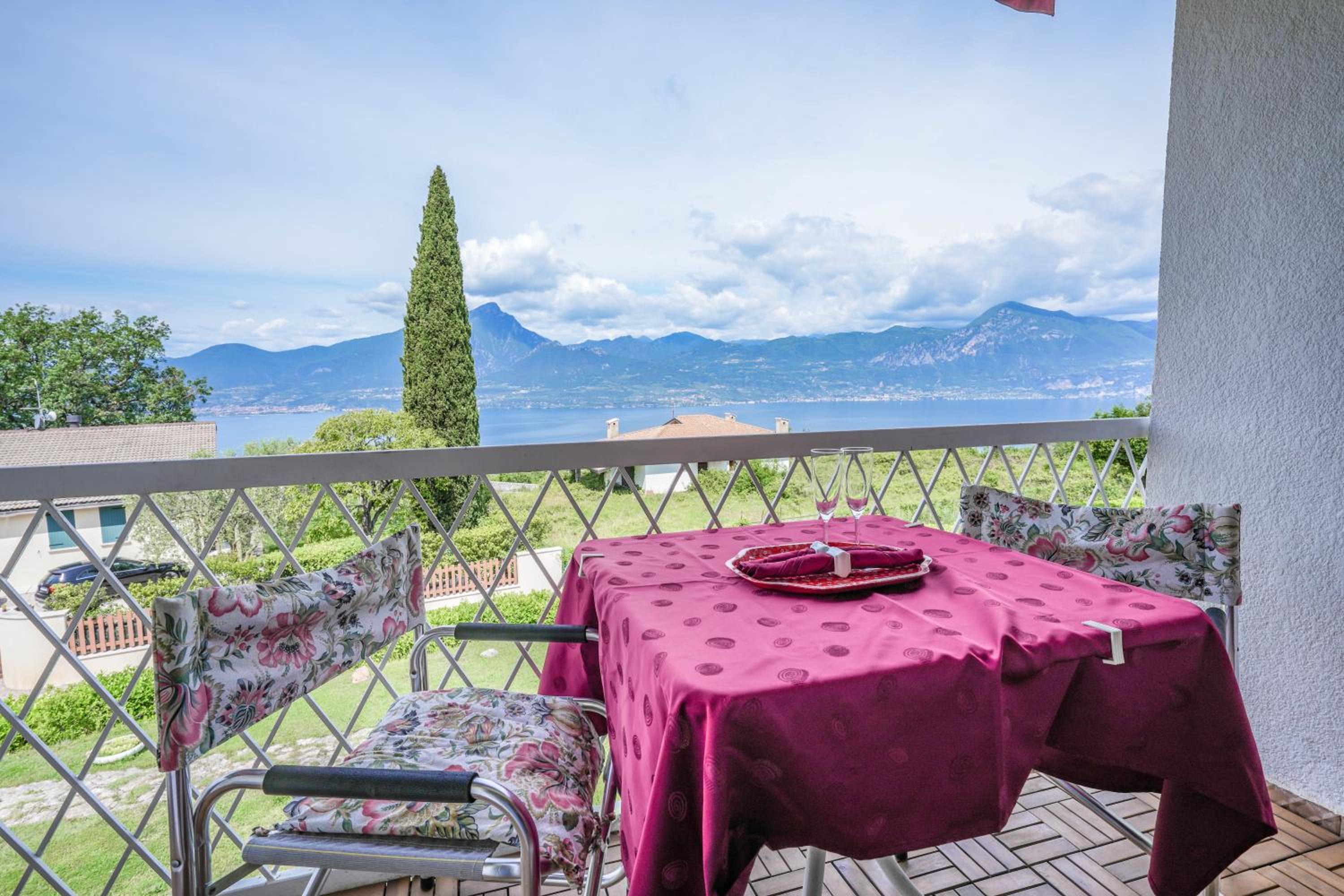 Garda Panoramic House