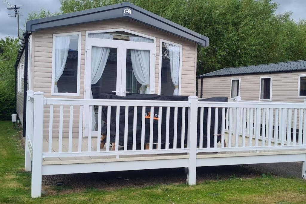 Deluxe Silver 3 Bed Holiday Home in Port Seton view 4