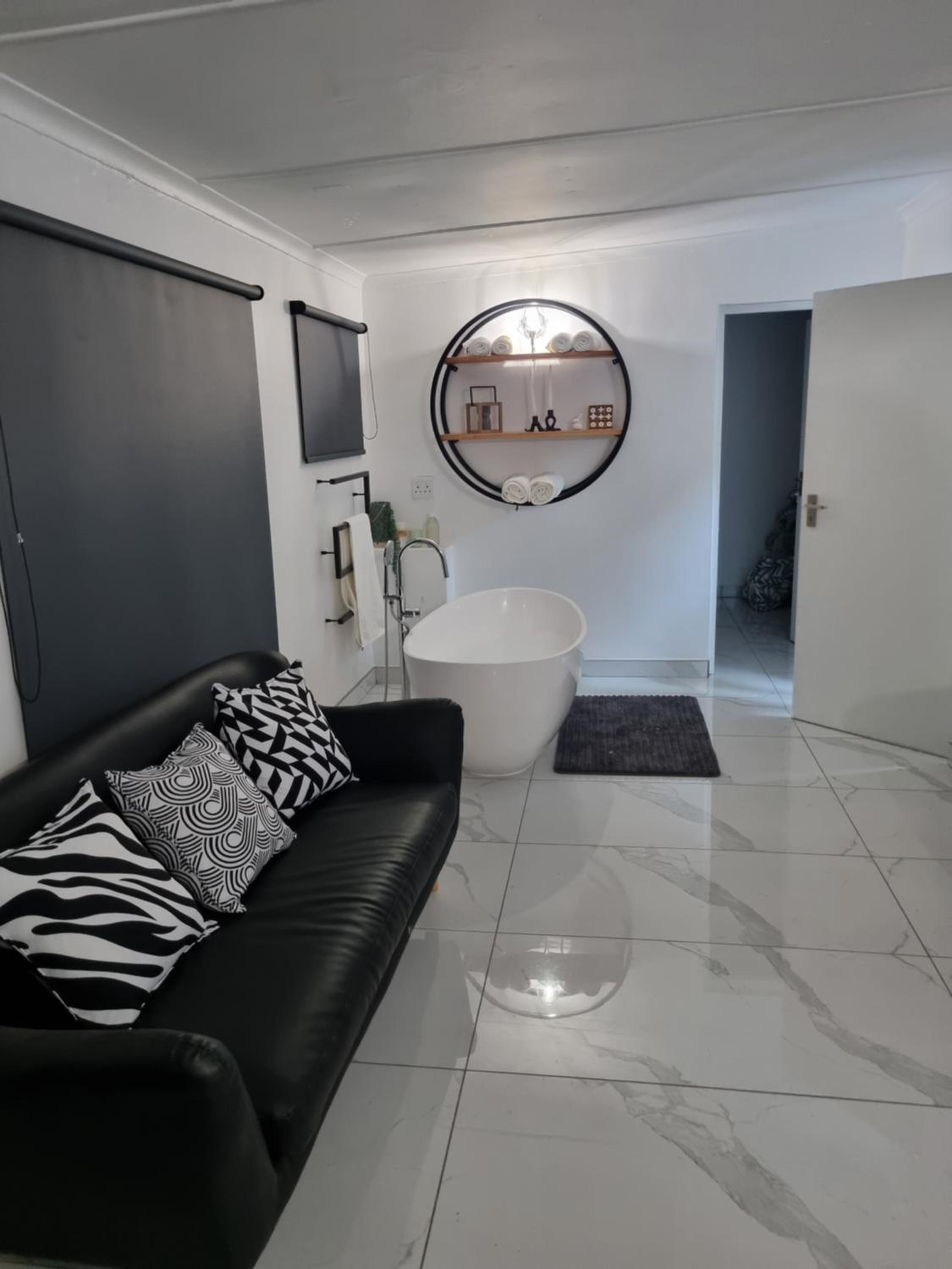 Troon Harmony - Room 1