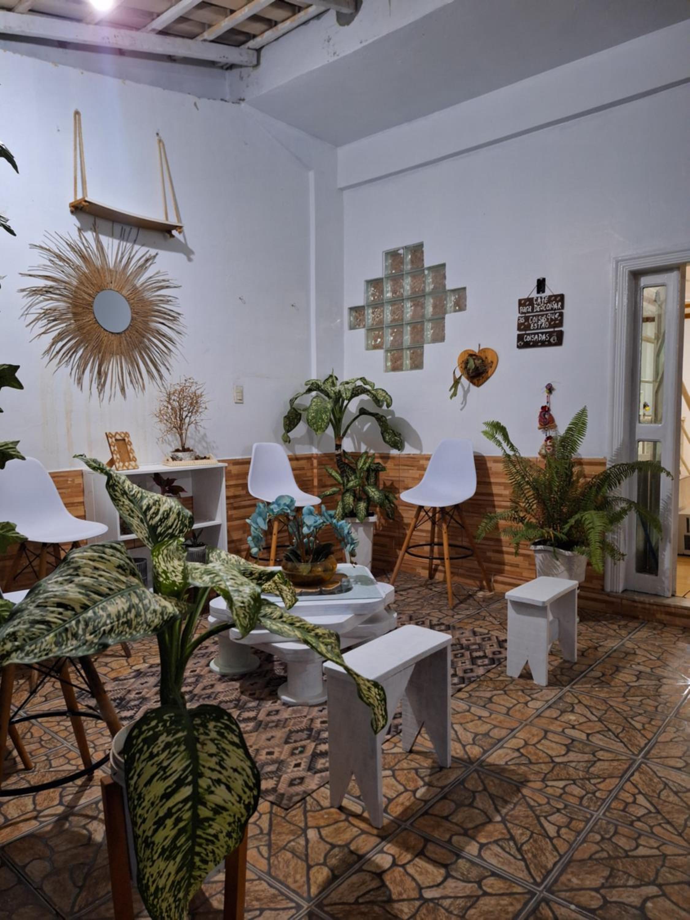 Quarto triplo com banheiro em Pousada e Restaurante