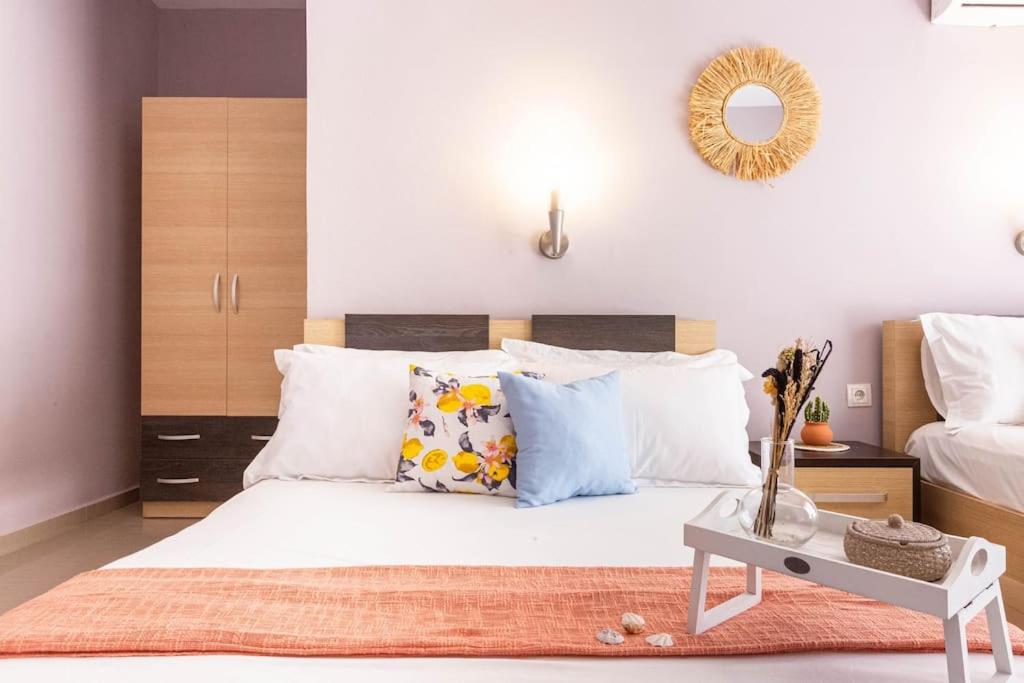Potam'Sea Bliss 4 - Beach Front, Sun Beds & Parking