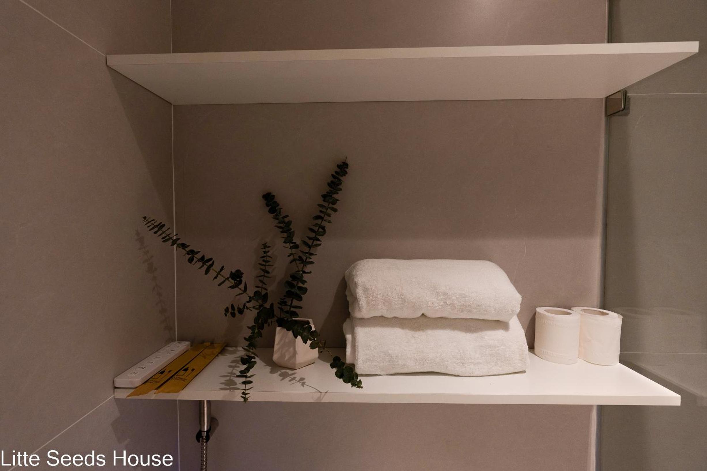 Little Seeds House-Hanoi, 4Brs,Cinema, Old Quarter