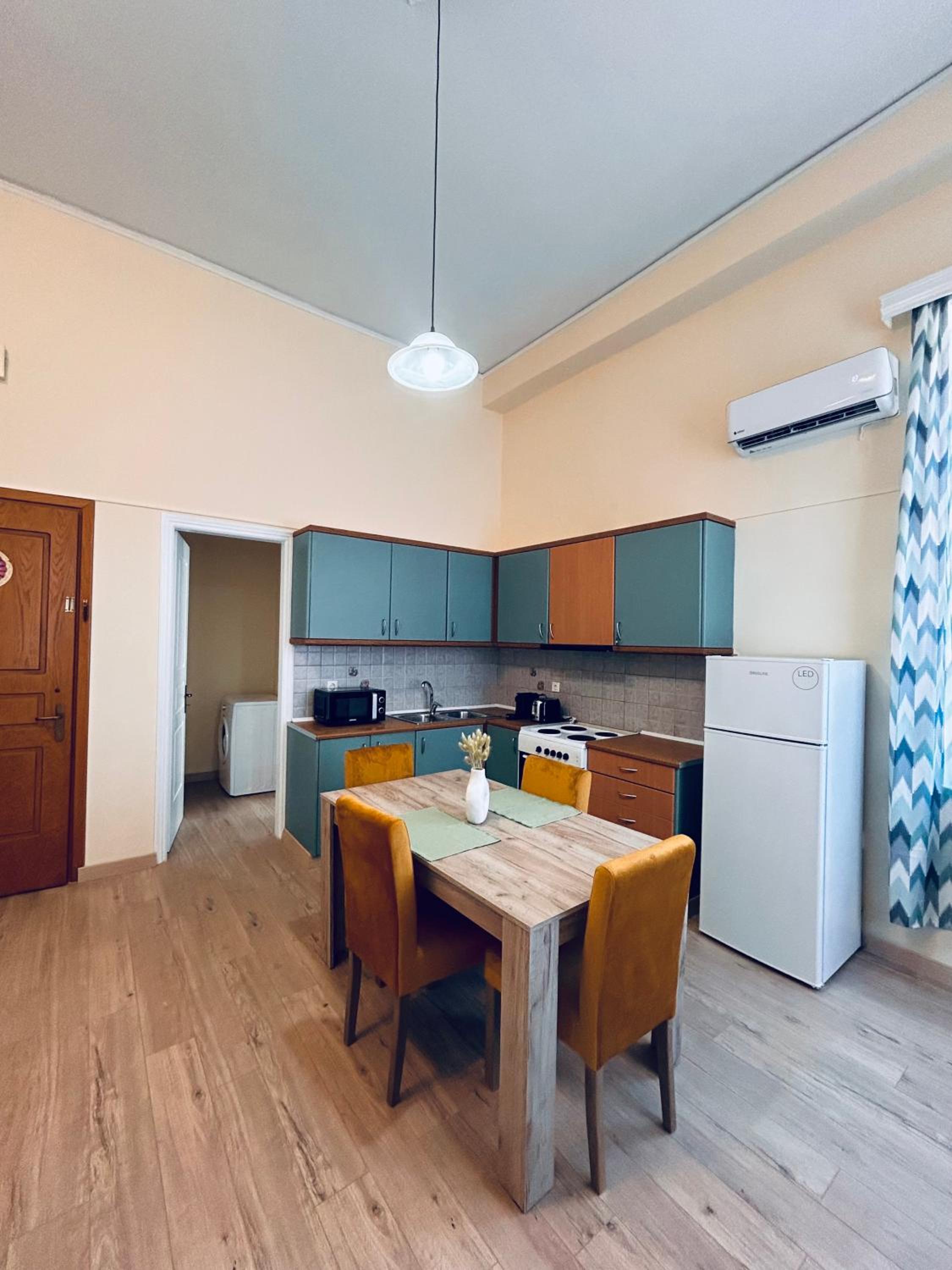 Aurora Apartments