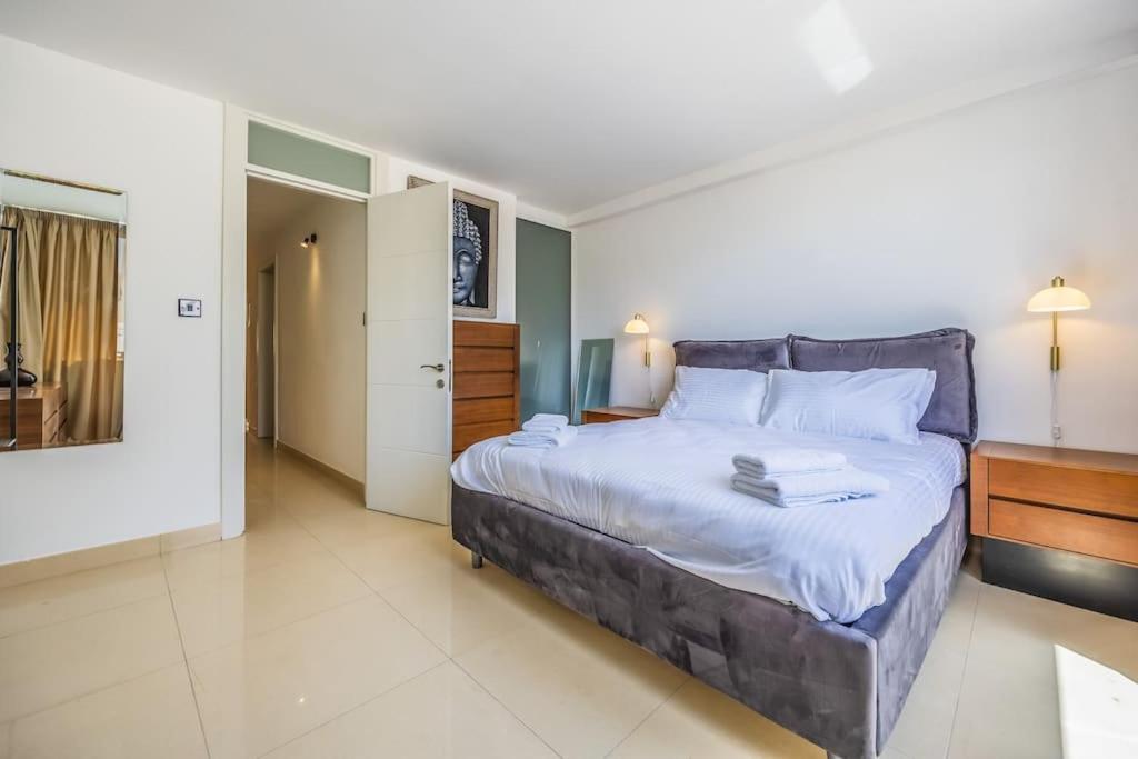 New exquisite apt close to the beach by SF Homes view 4