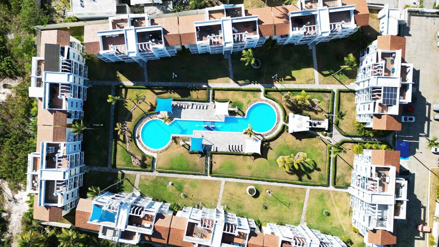 Tropical apartment 2 Bedroon in Los Corales view 3