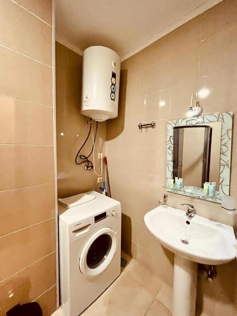 Horizon Residence 1709