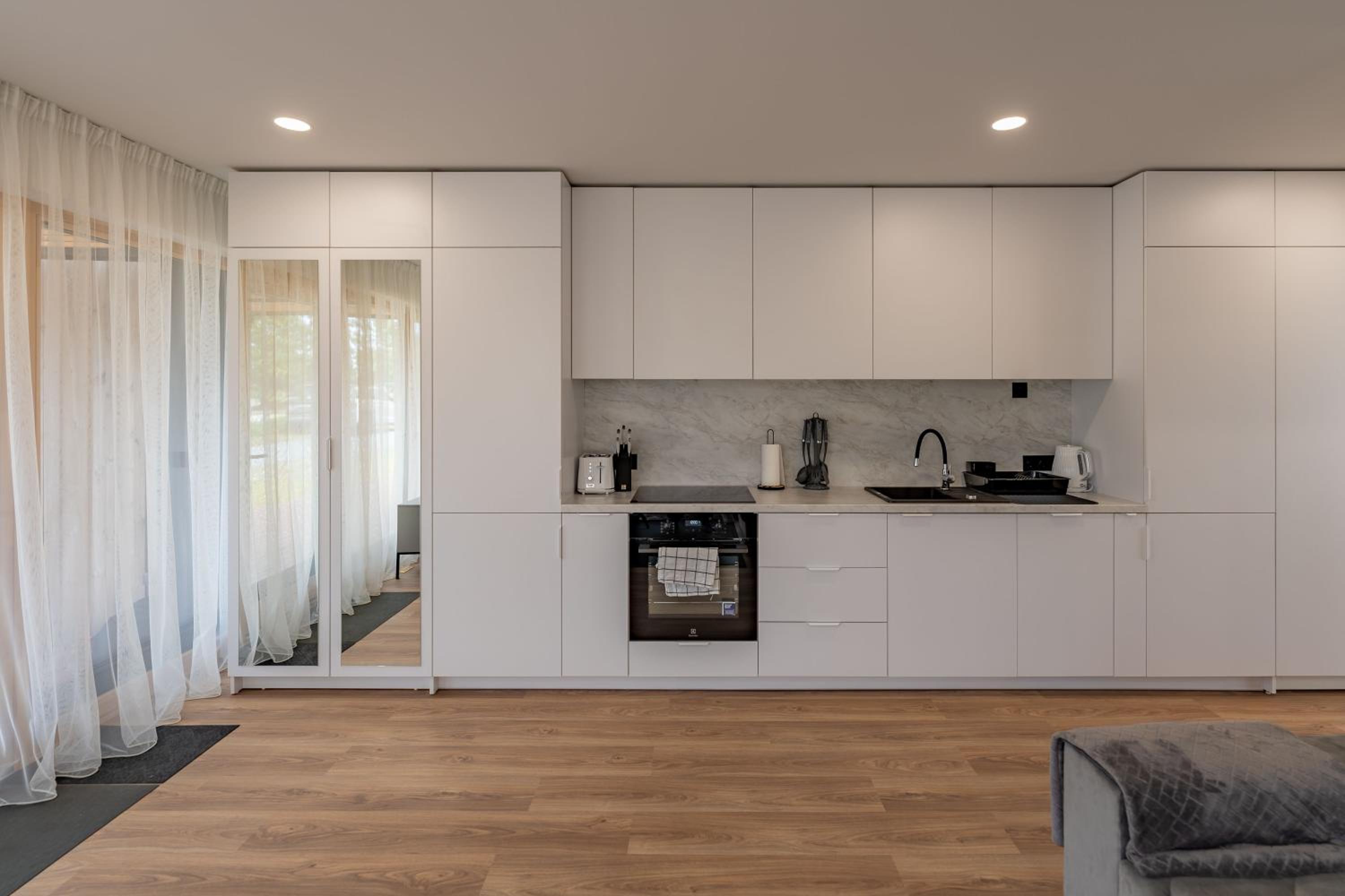 KURŠIŲ VĖJAS apartamentai Svencelėje pirmame aukšte su terasa view 5