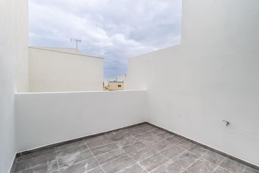 New Penthouse close to the seafront by SF HOMES photo 5