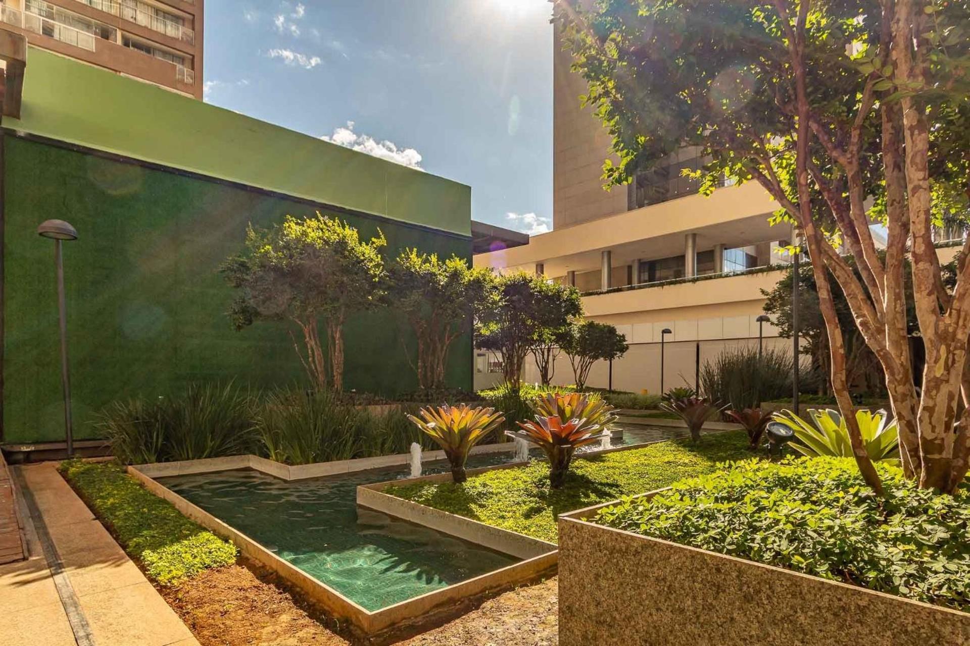 Suíte Moderna com acesso ao Shopping