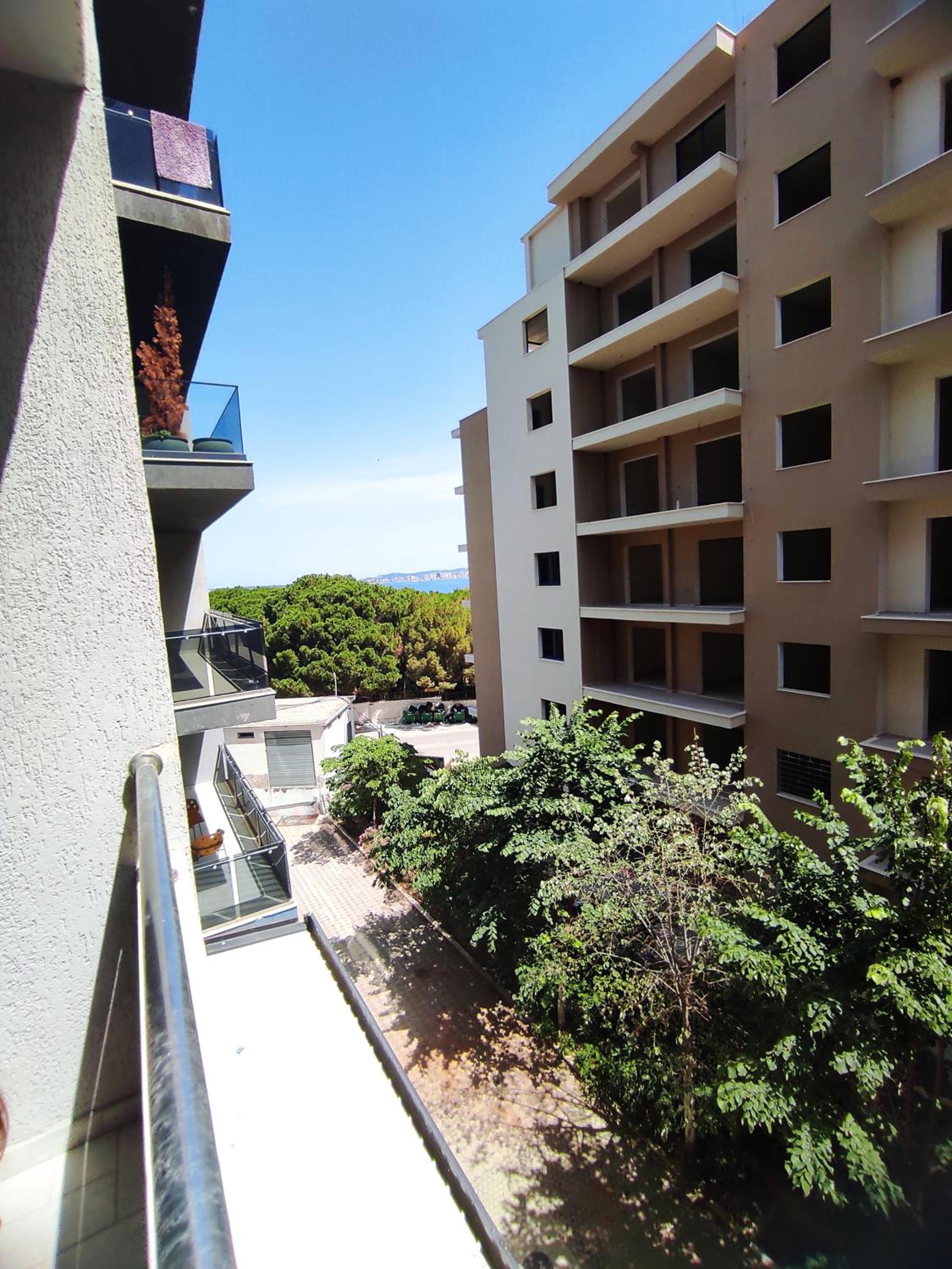 Floer Apartment Vlore