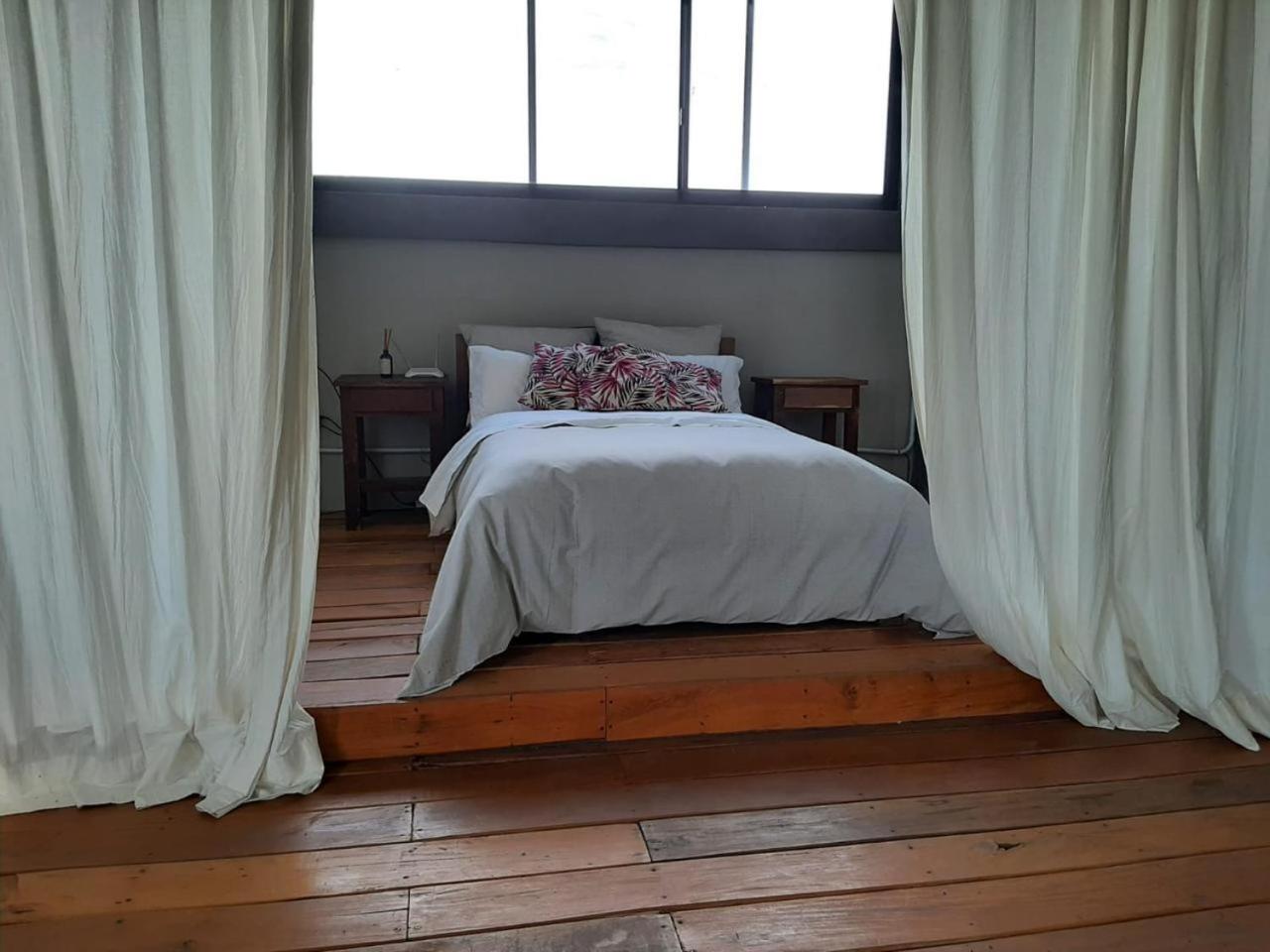 Ita Pora Lodge