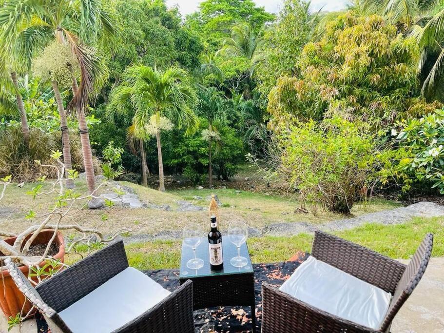 Large 2 Bed Apartment Excellent Location Private